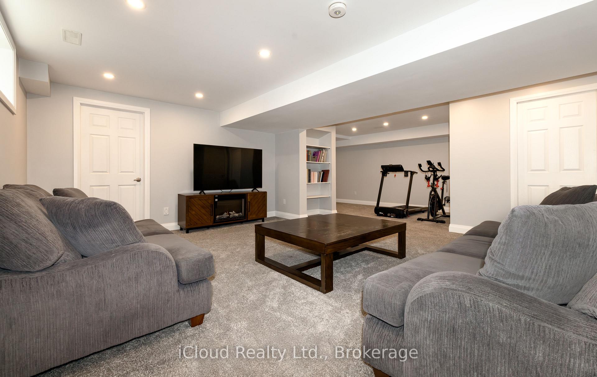 Photo 24 of 108 Stephenson Way, Minto — HOMEH