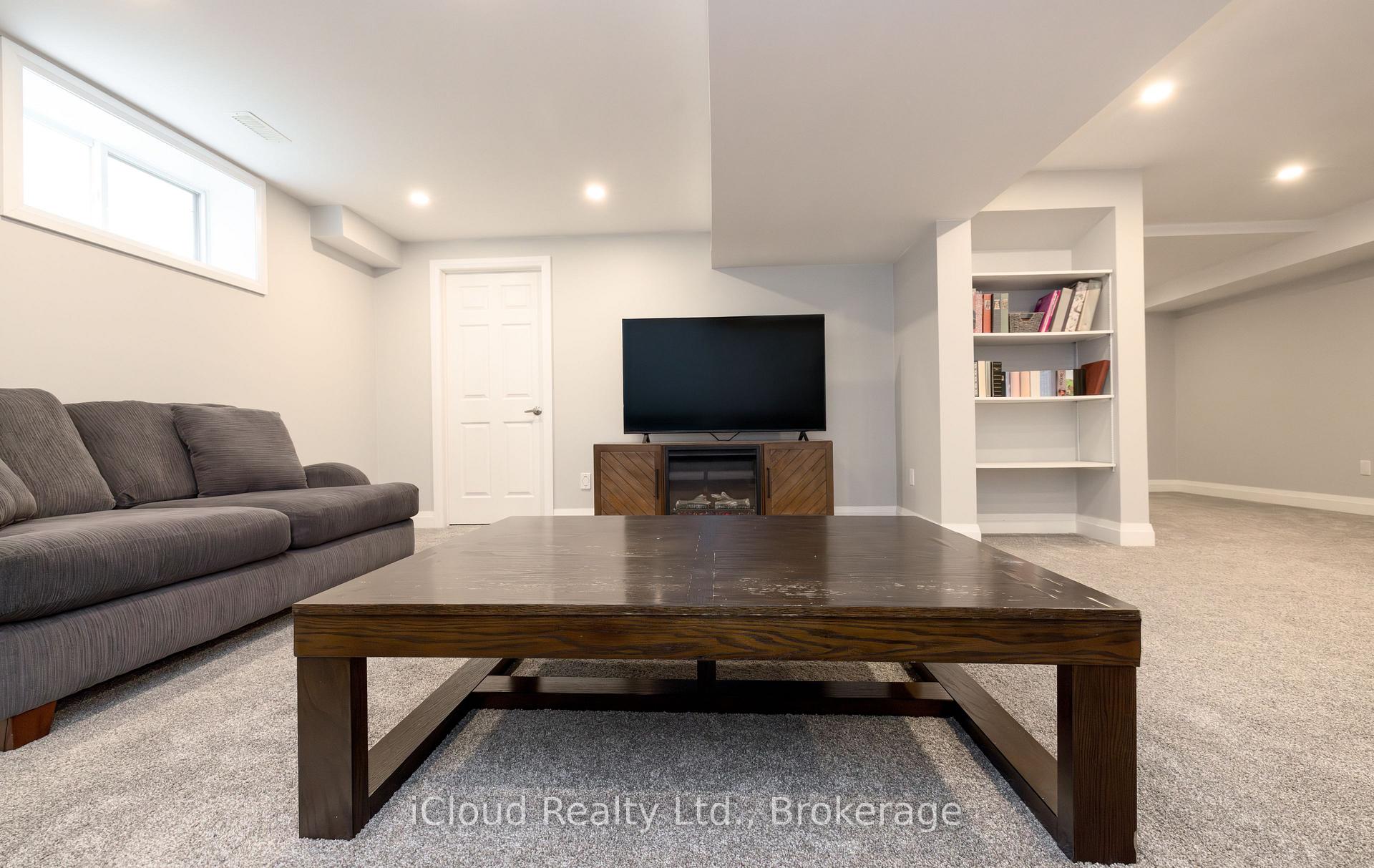 Photo 25 of 108 Stephenson Way, Minto — HOMEH