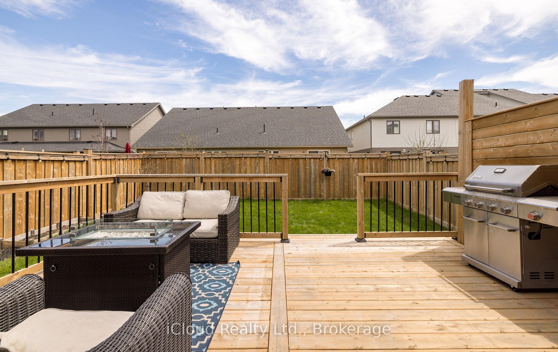 Photo 35 of 108 Stephenson Way, Minto — HOMEH