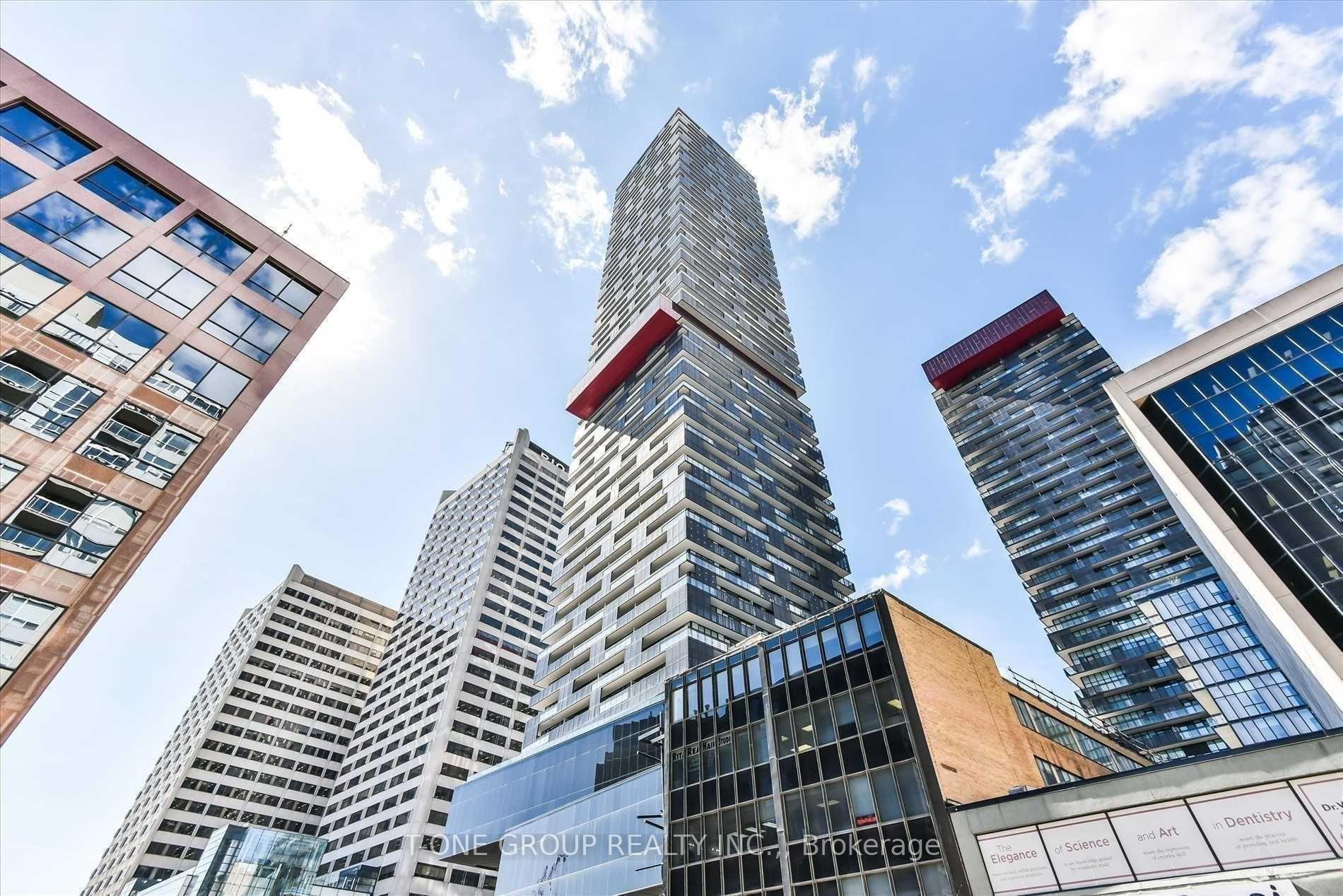 Photo 1 of Unit 4208, 8 Eglinton Avenue E, Toronto, Yonge-Eglinton — HOMEH
