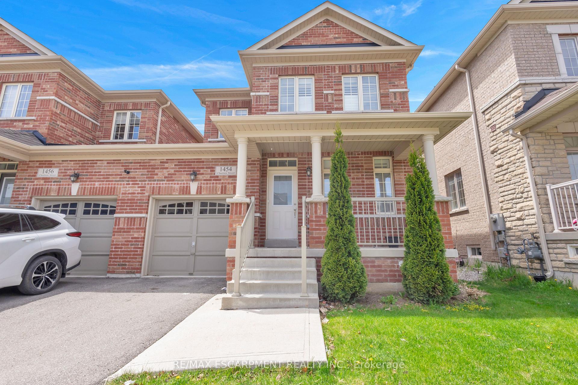 Photo 1 of 1454 Chretien Street, Milton, Ford — HOMEH