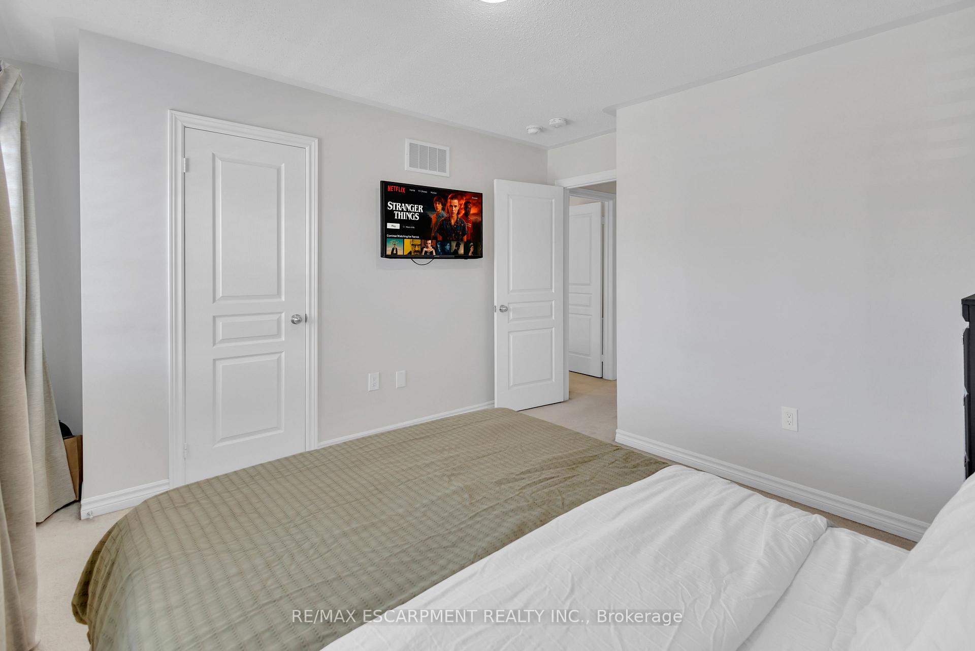 Photo 21 of 1454 Chretien Street, Milton, Ford — HOMEH