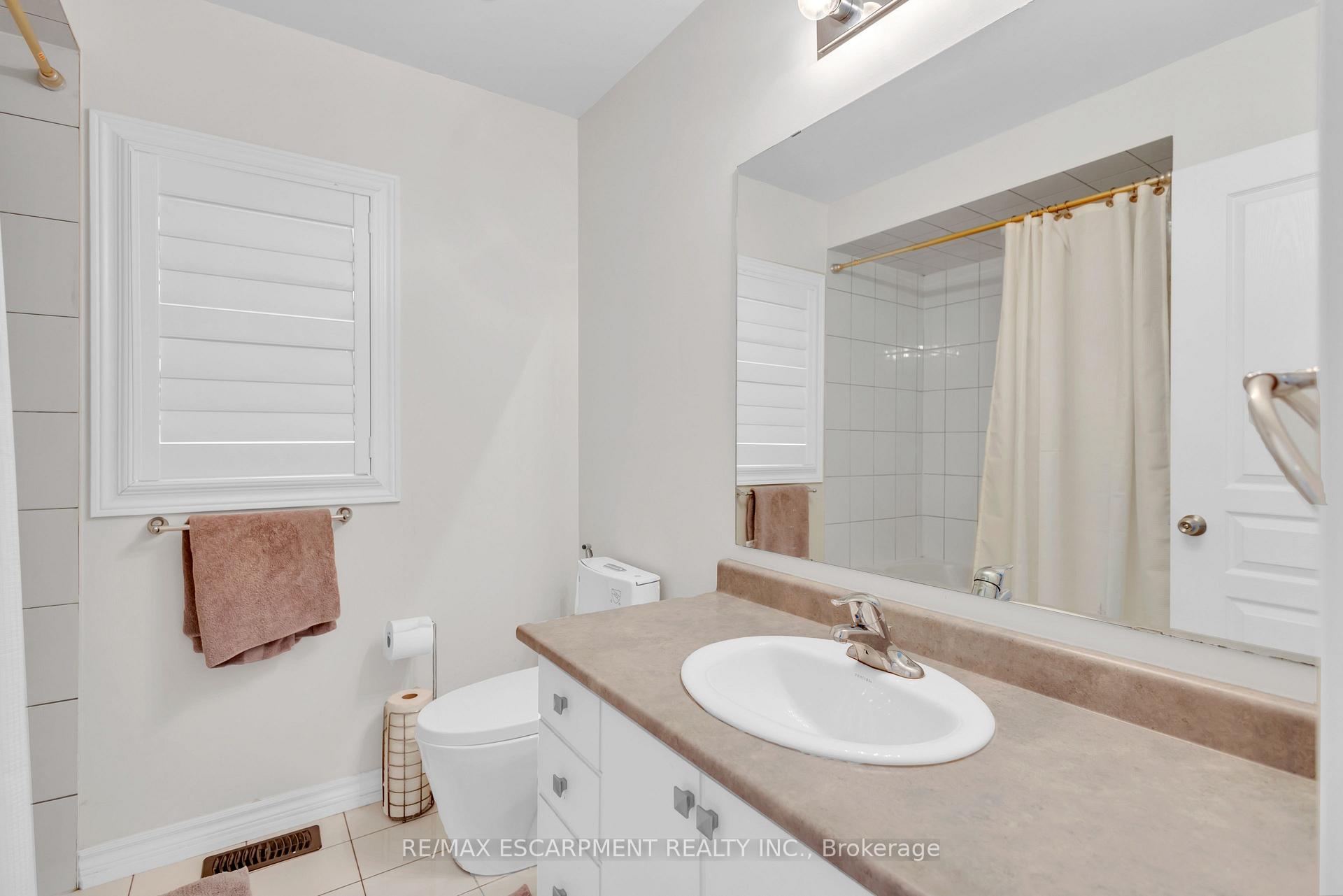 Photo 22 of 1454 Chretien Street, Milton, Ford — HOMEH