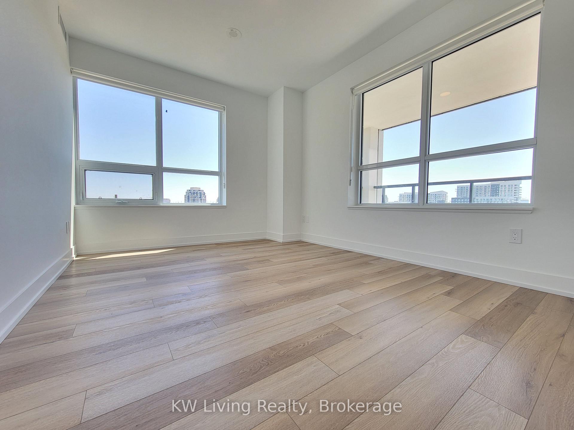 Photo 5 of Unit 819, 8 Cedarland Drive, Markham, Unionville — HOMEH