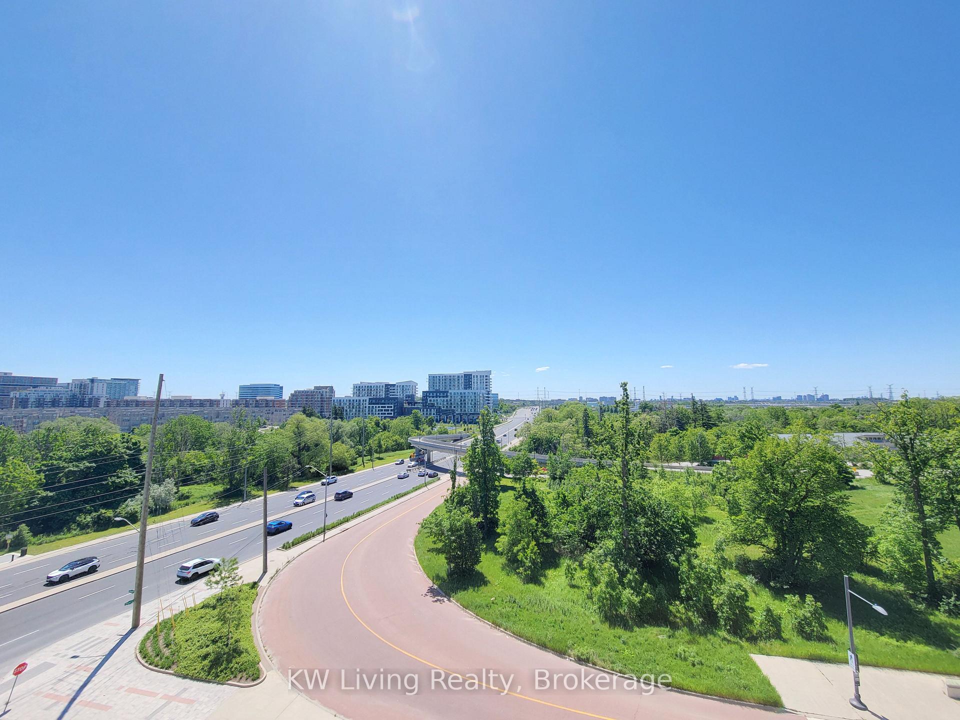 Photo 15 of Unit 819, 8 Cedarland Drive, Markham, Unionville — HOMEH