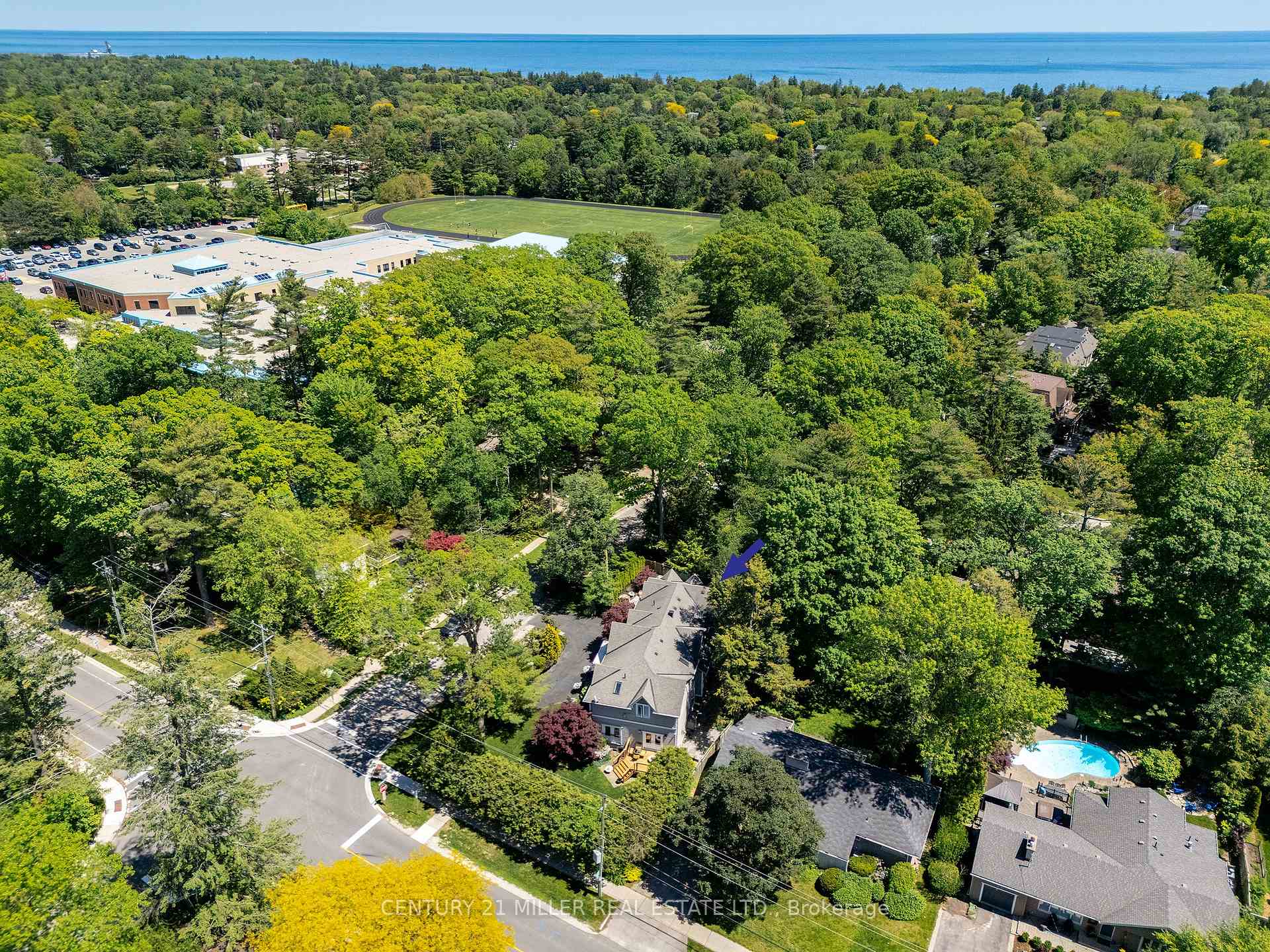 Photo 4 of 376 Wedgewood Drive, Oakville, Morrison — HOMEH