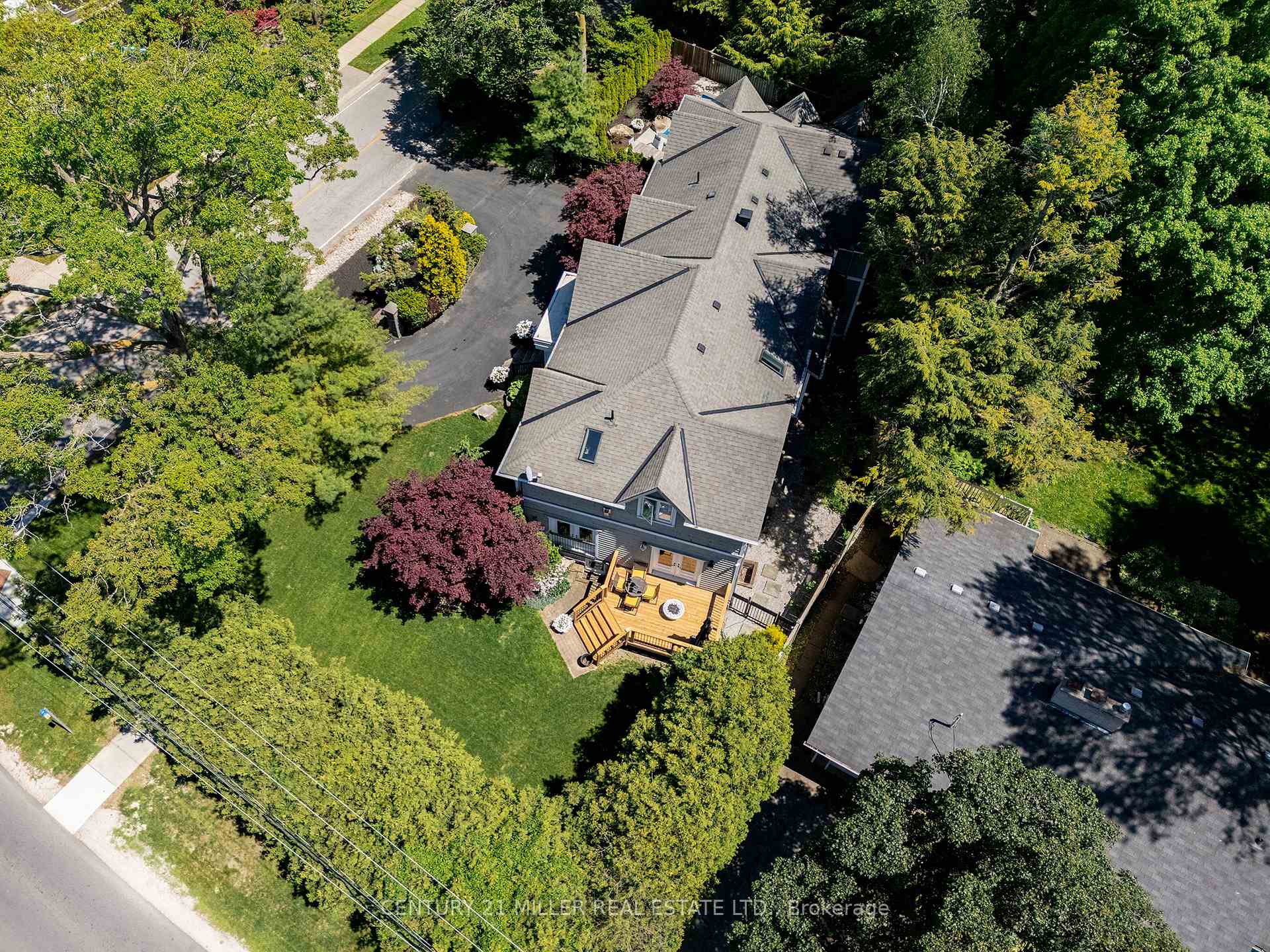 Photo 6 of 376 Wedgewood Drive, Oakville, Morrison — HOMEH