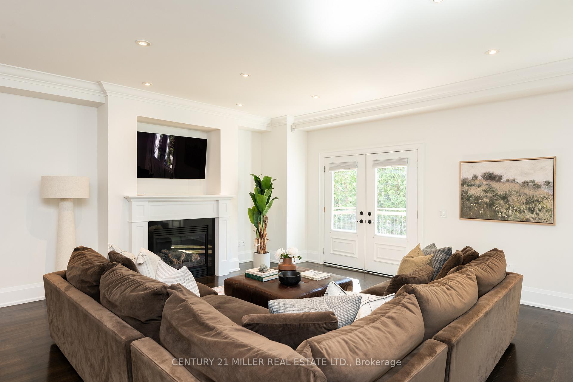 Photo 9 of 376 Wedgewood Drive, Oakville, Morrison — HOMEH
