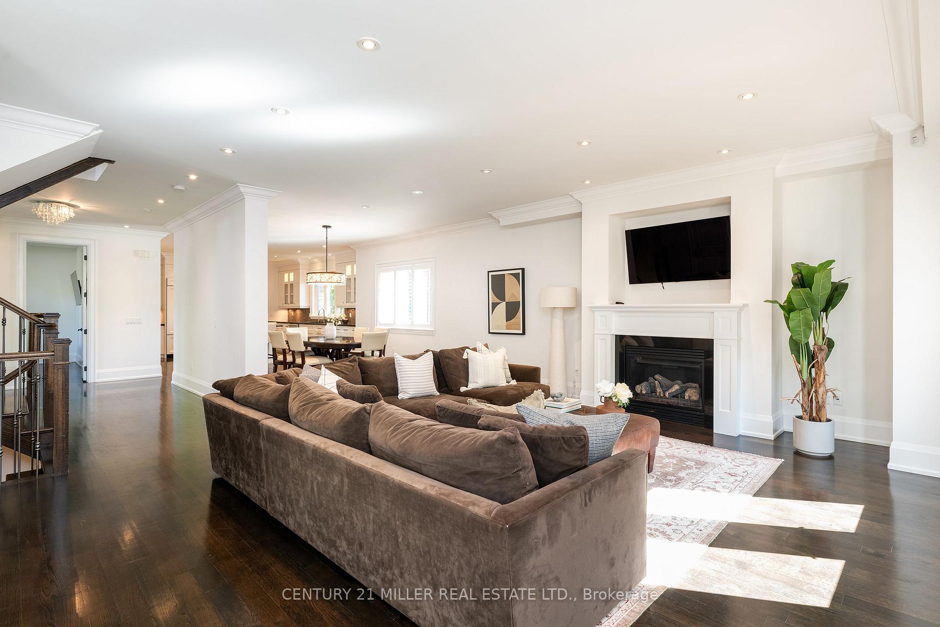 Photo 12 of 376 Wedgewood Drive, Oakville, Morrison — HOMEH