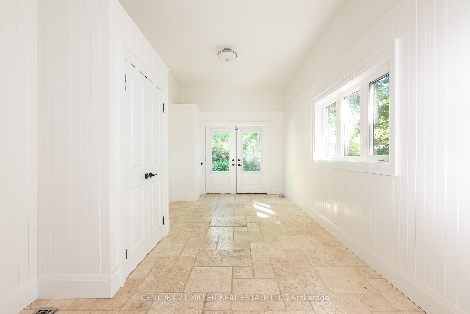 Photo 21 of 376 Wedgewood Drive, Oakville, Morrison — HOMEH