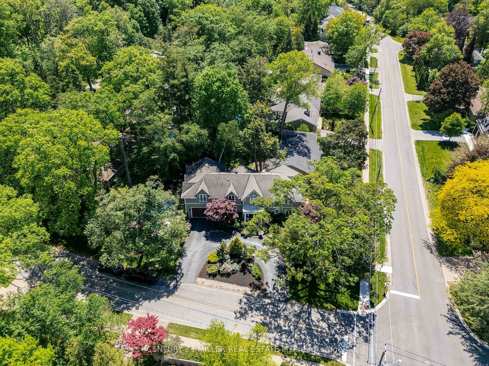 Photo 48 of 376 Wedgewood Drive, Oakville, Morrison — HOMEH