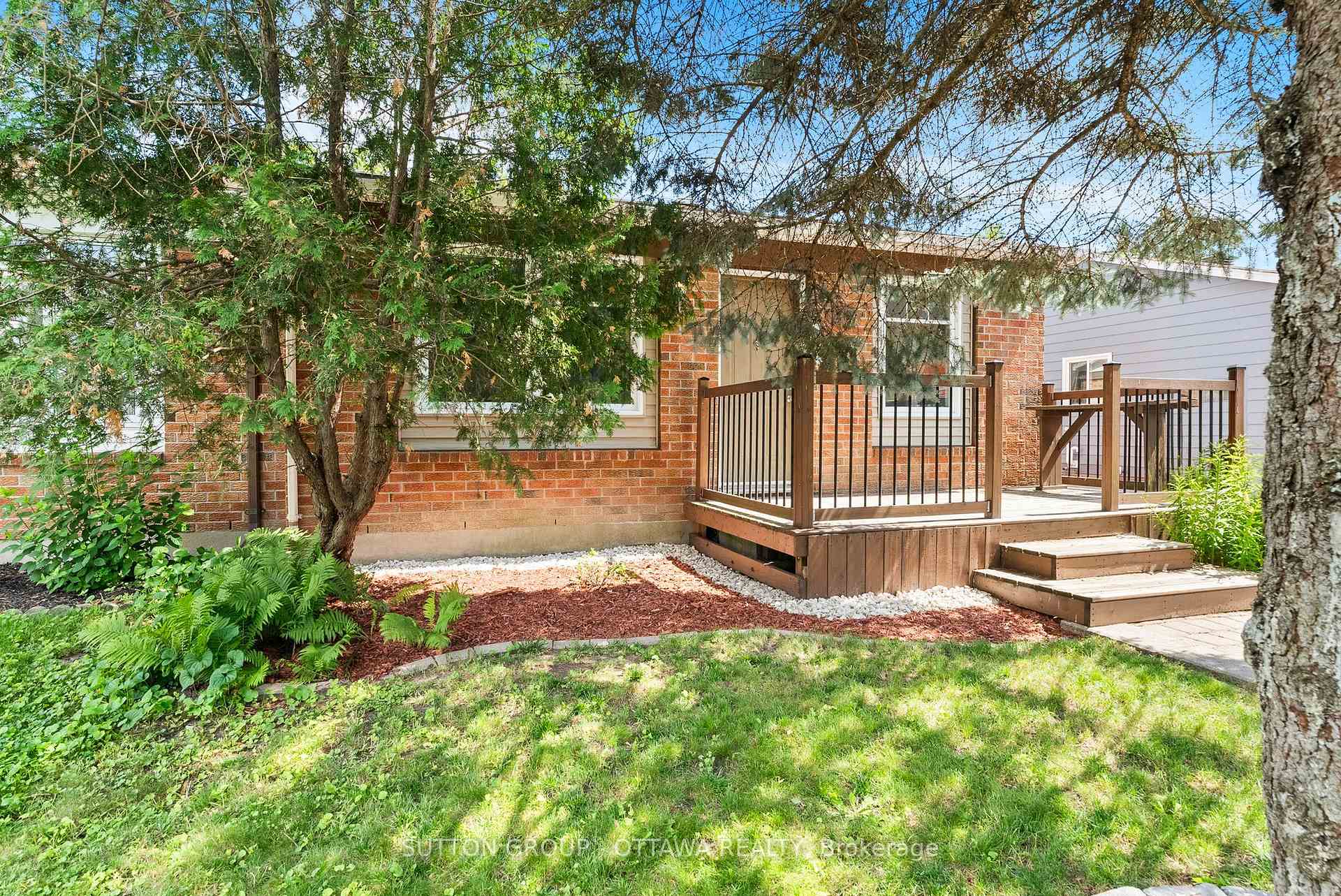 Photo 2 of 20 Spearman Lane, Ottawa, Kanata - Glencairn/Hazeldean — HOMEH