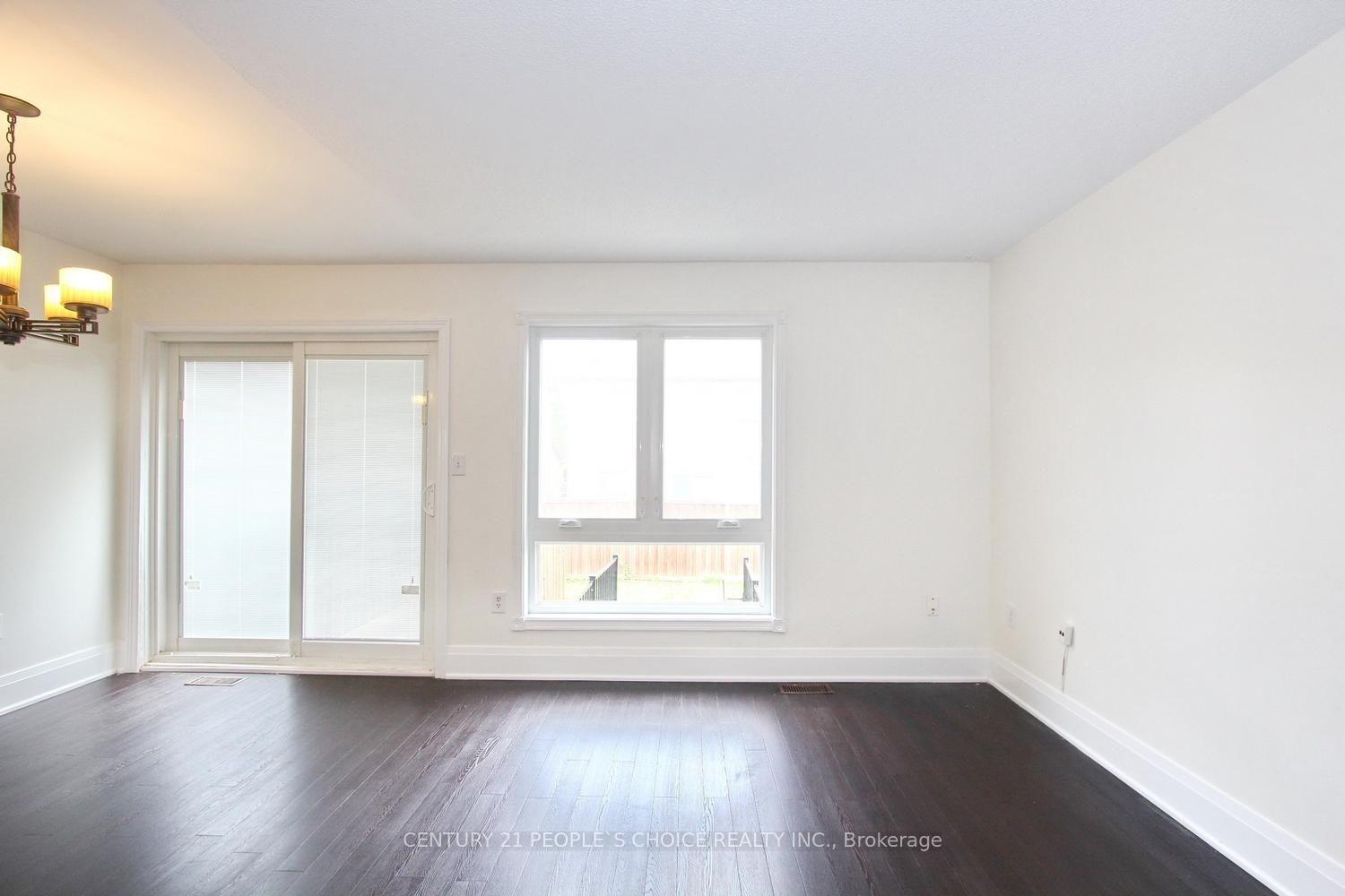 Photo 8 of 23 Dusty Star Drive, Brampton, Sandringham-Wellington — HOMEH