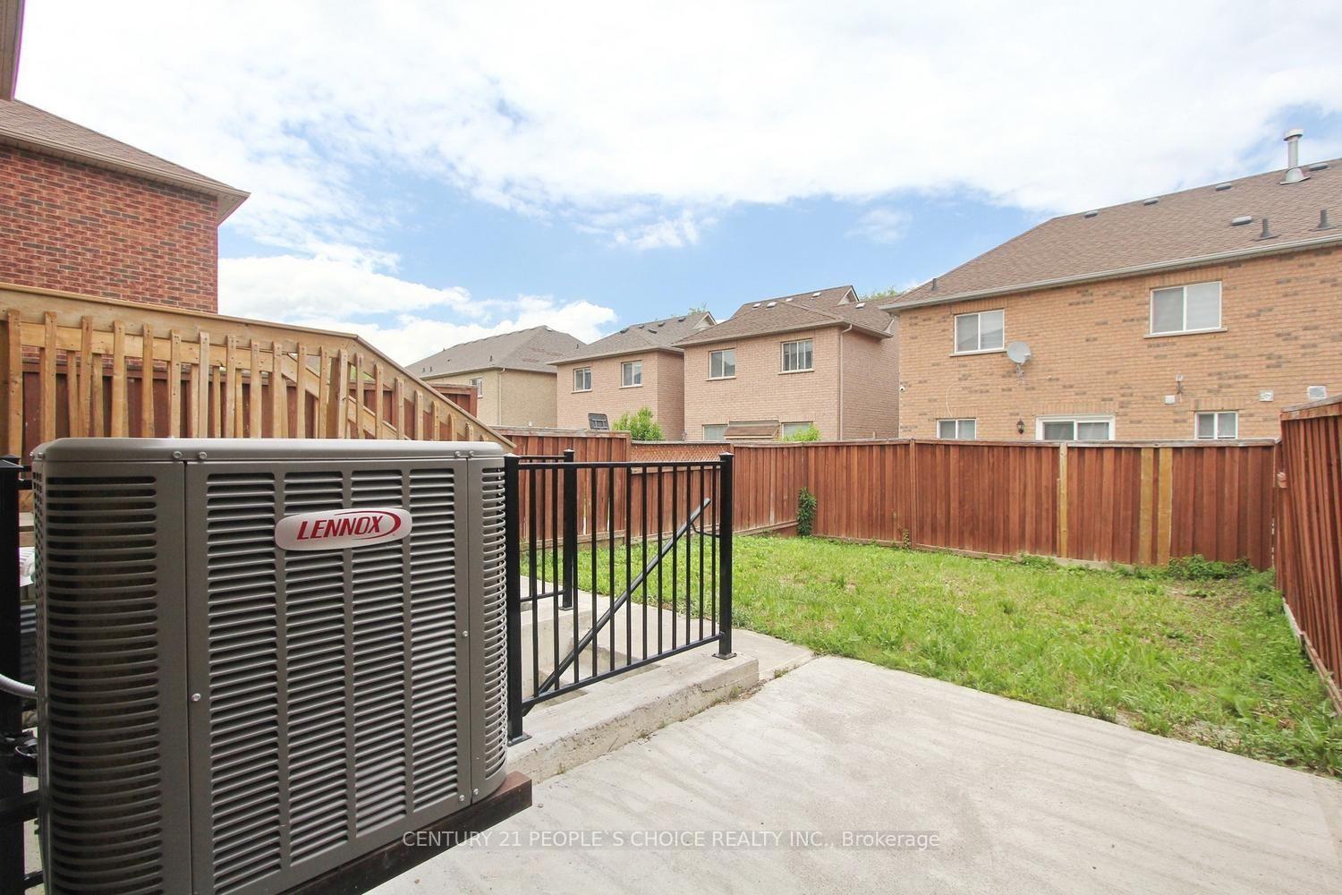 Photo 20 of 23 Dusty Star Drive, Brampton, Sandringham-Wellington — HOMEH