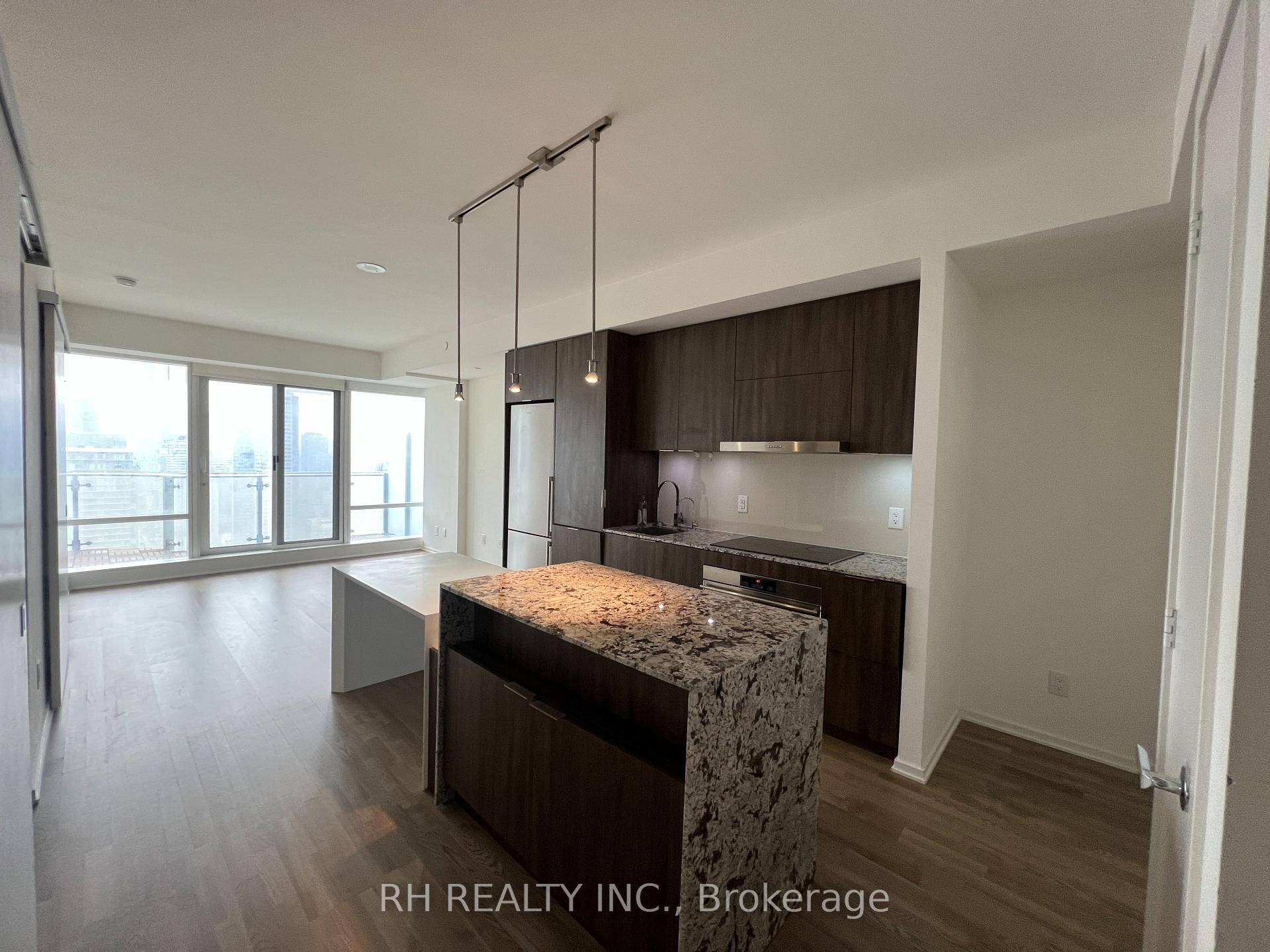 Photo 8 of Unit 3205, 1 Bloor Street E, Toronto, Church-Yonge Corridor — HOMEH