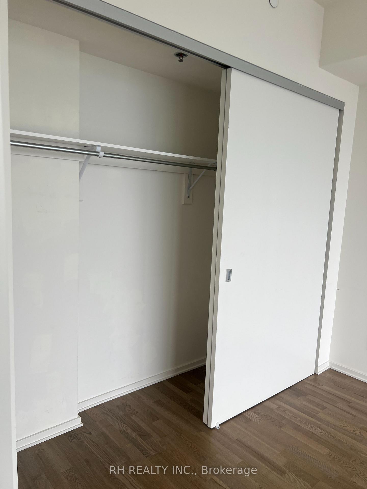 Photo 12 of Unit 3205, 1 Bloor Street E, Toronto, Church-Yonge Corridor — HOMEH