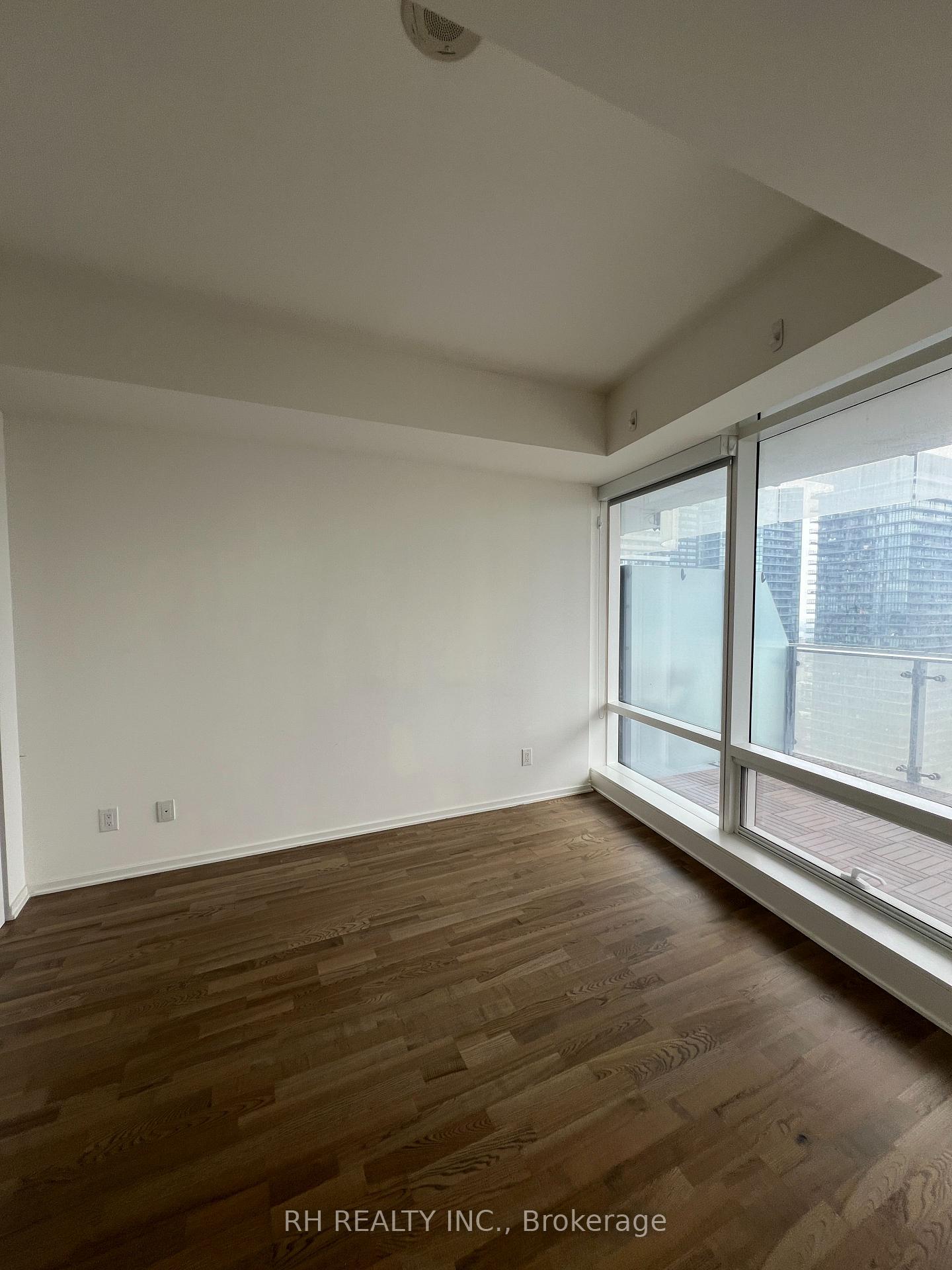 Photo 13 of Unit 3205, 1 Bloor Street E, Toronto, Church-Yonge Corridor — HOMEH
