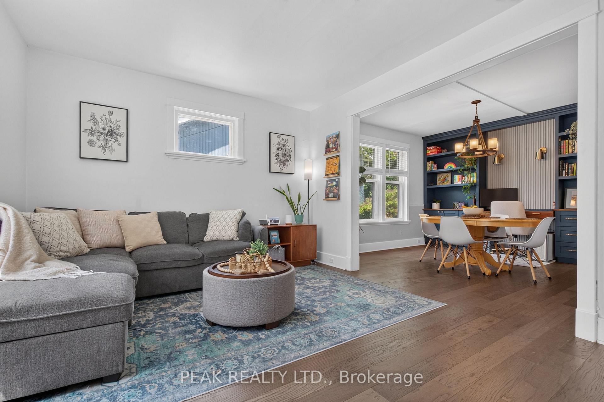 Photo 10 of 107 West River Street, Brant, Paris — HOMEH