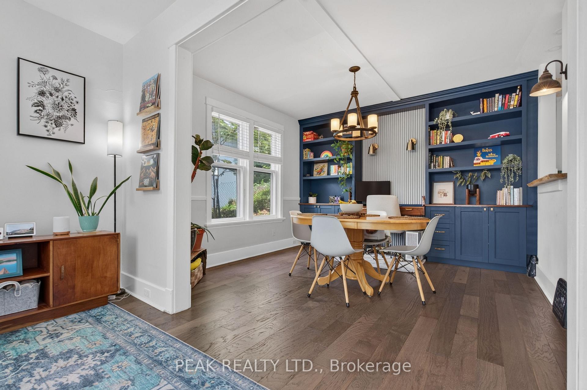 Photo 12 of 107 West River Street, Brant, Paris — HOMEH