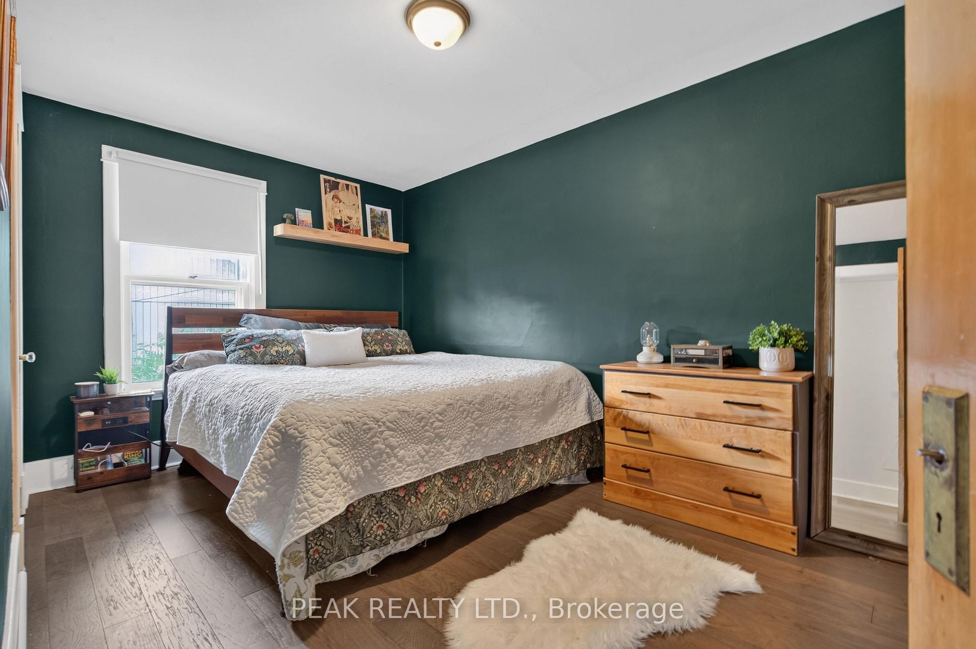 Photo 28 of 107 West River Street, Brant, Paris — HOMEH