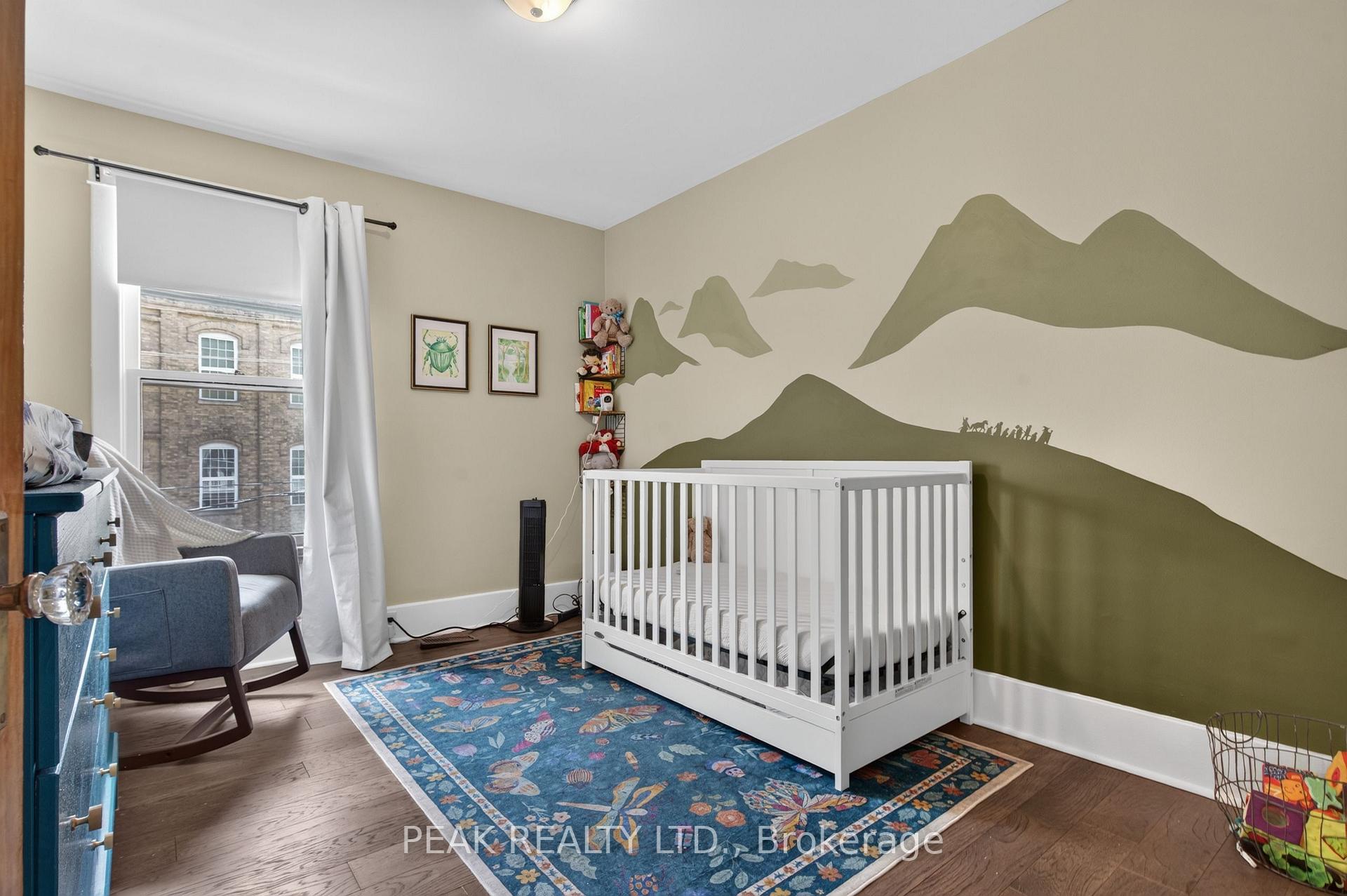 Photo 30 of 107 West River Street, Brant, Paris — HOMEH