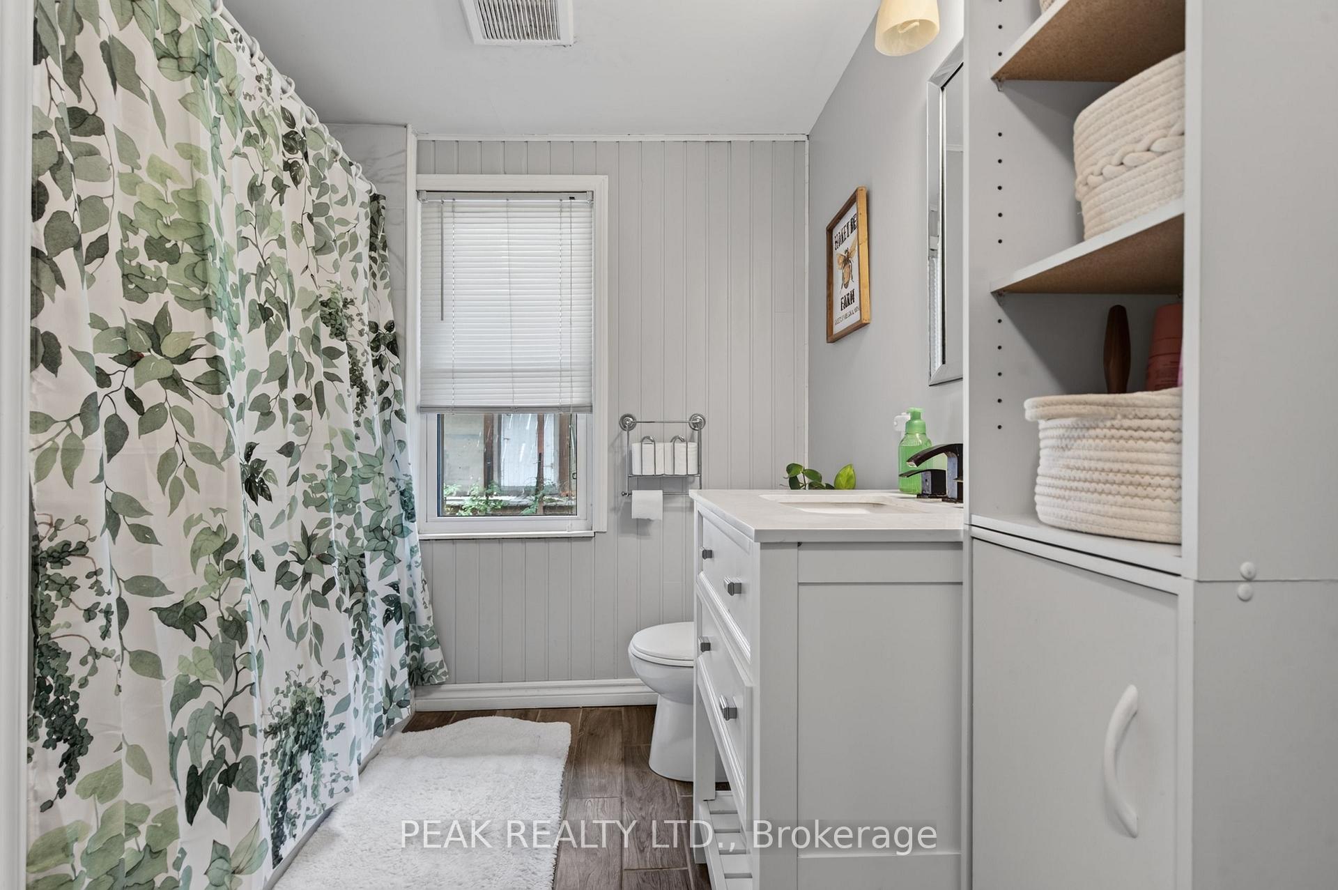 Photo 35 of 107 West River Street, Brant, Paris — HOMEH