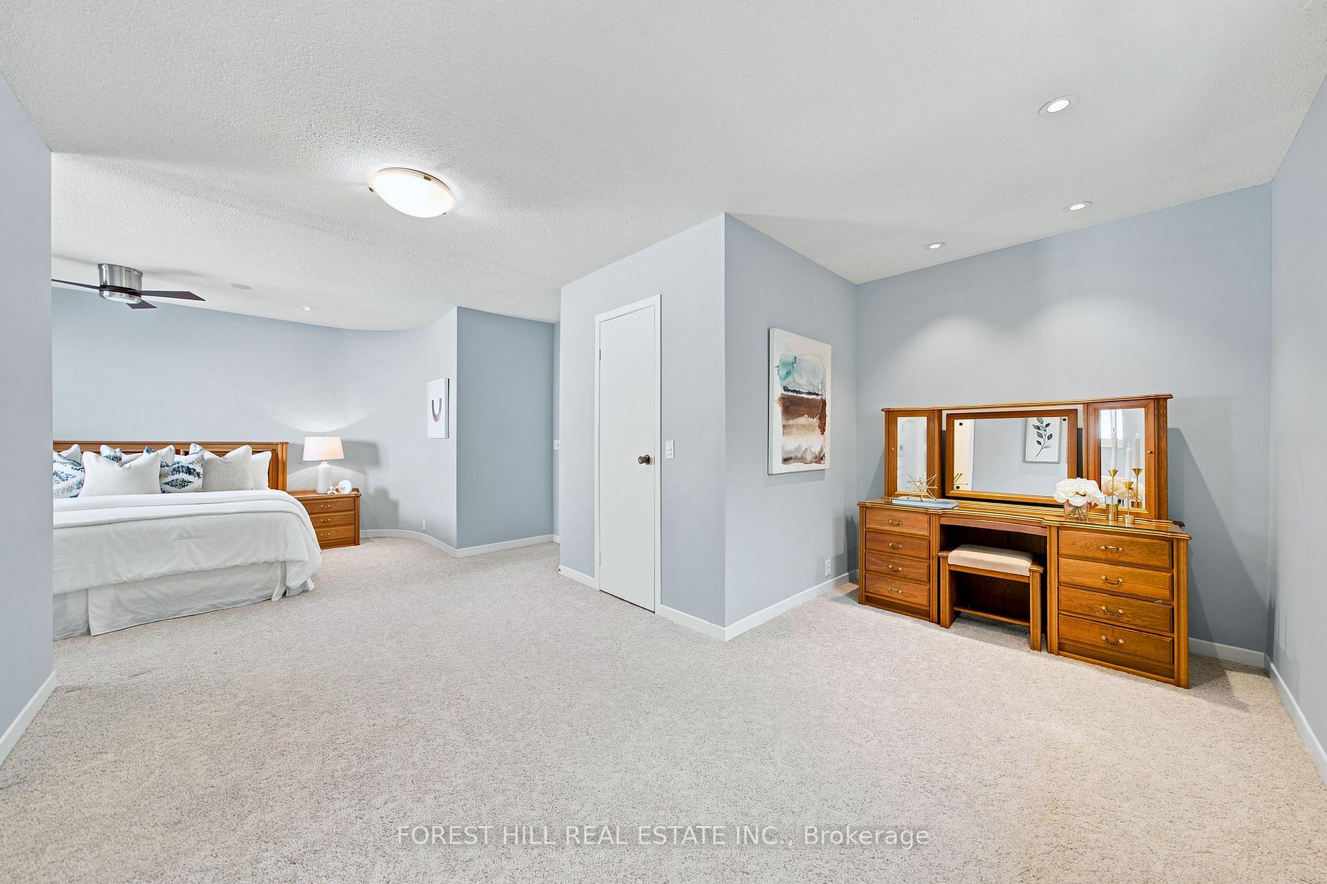Photo 24 of 84 Kings College Road, Markham, Aileen-Willowbrook — HOMEH