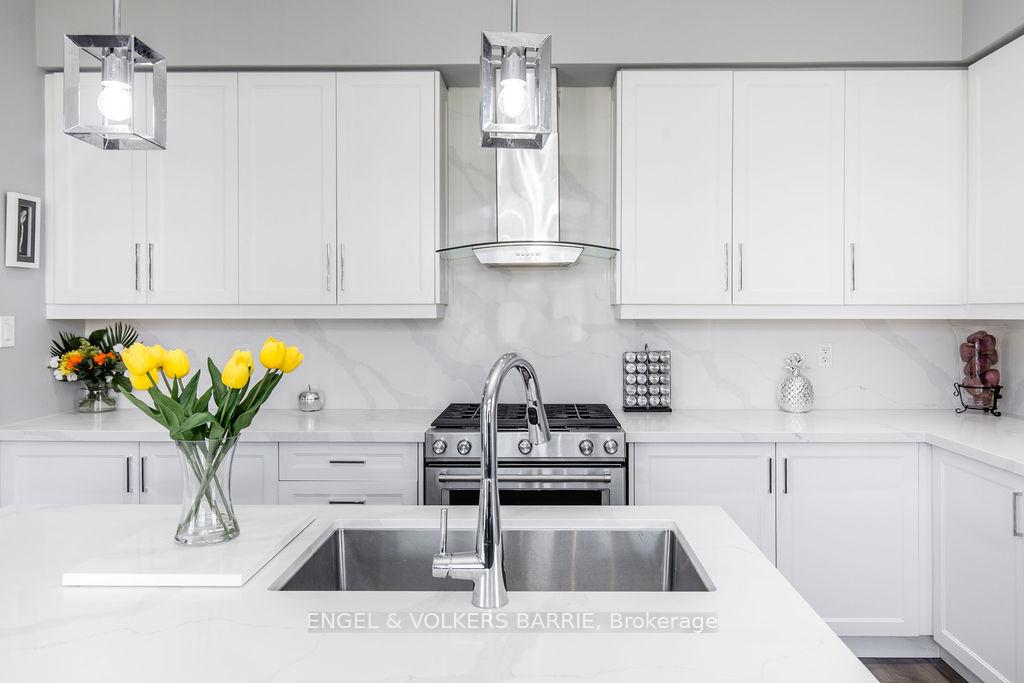 Photo 17 of 14 Oliver's Mill Road, Springwater, Centre Vespra — HOMEH