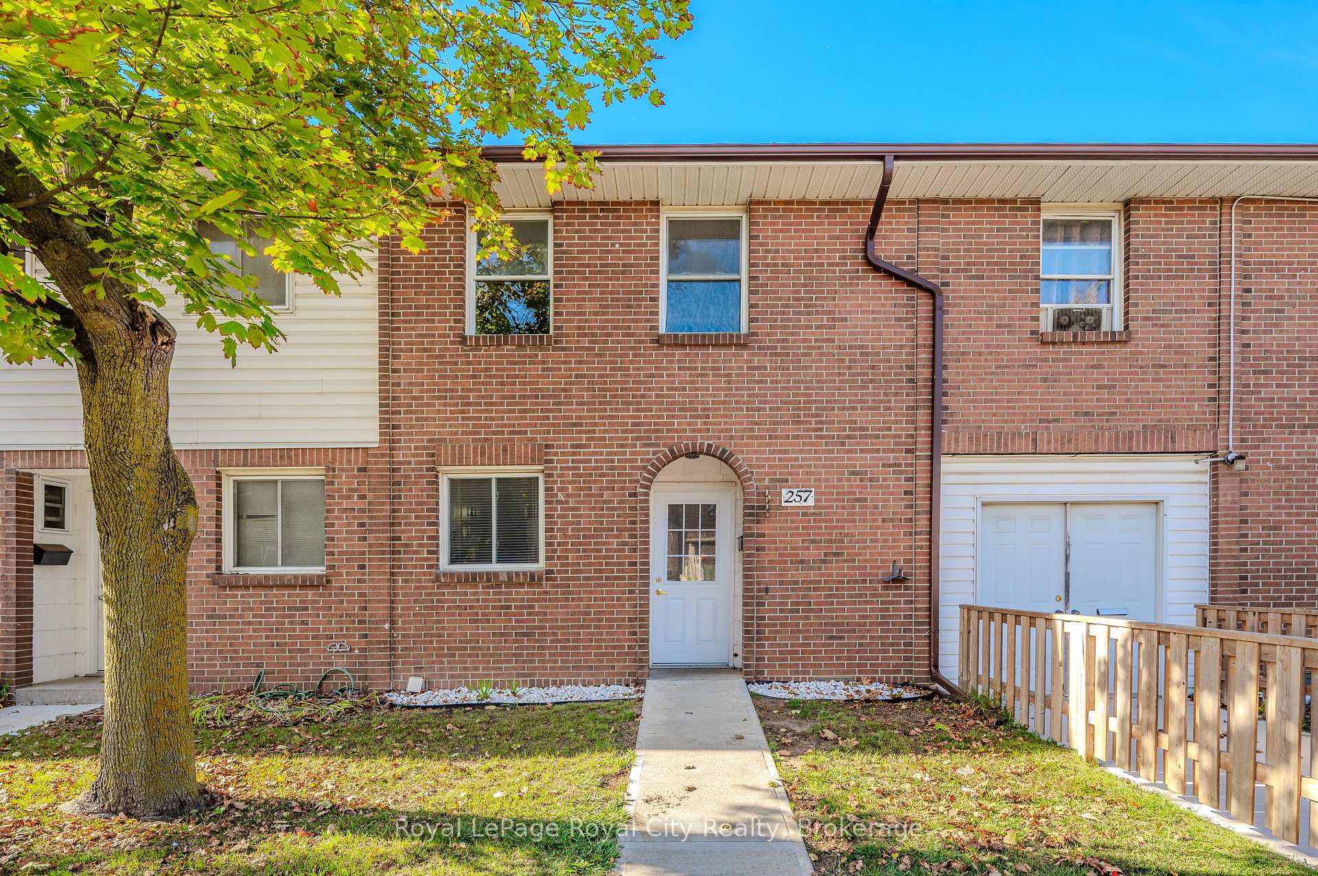 Photo 1 of Unit 257, 31 Greengate Road, Guelph, Junction/Onward Willow — HOMEH