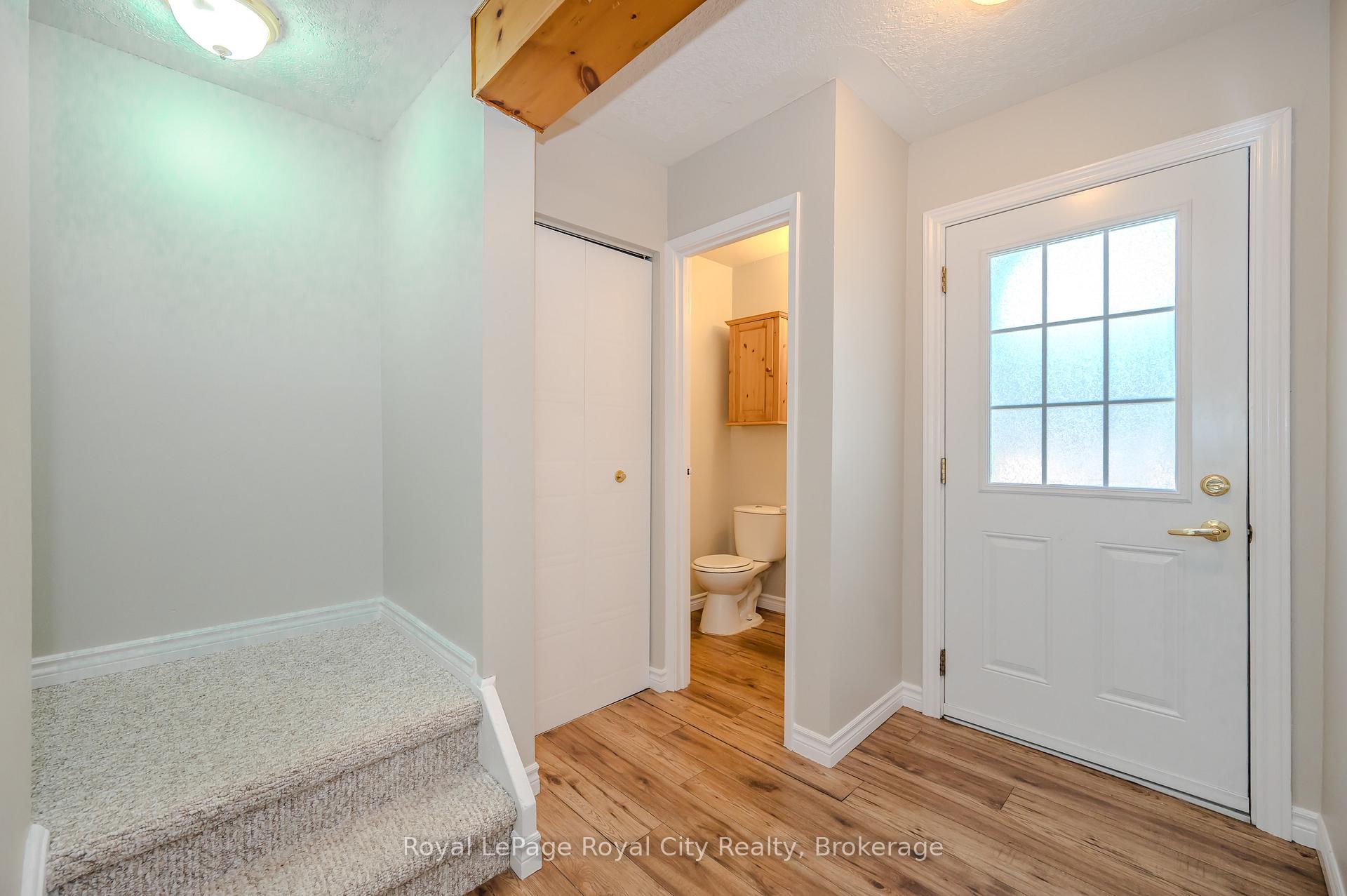Photo 6 of Unit 257, 31 Greengate Road, Guelph, Junction/Onward Willow — HOMEH