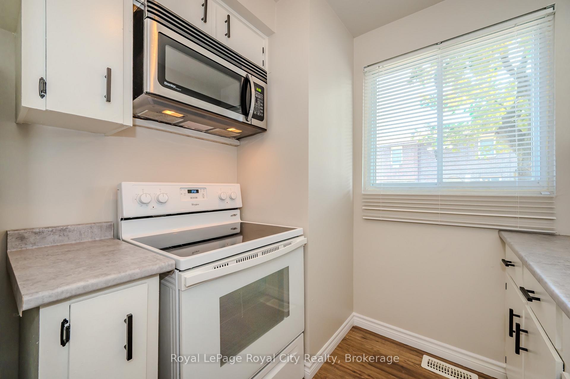 Photo 15 of Unit 257, 31 Greengate Road, Guelph, Junction/Onward Willow — HOMEH