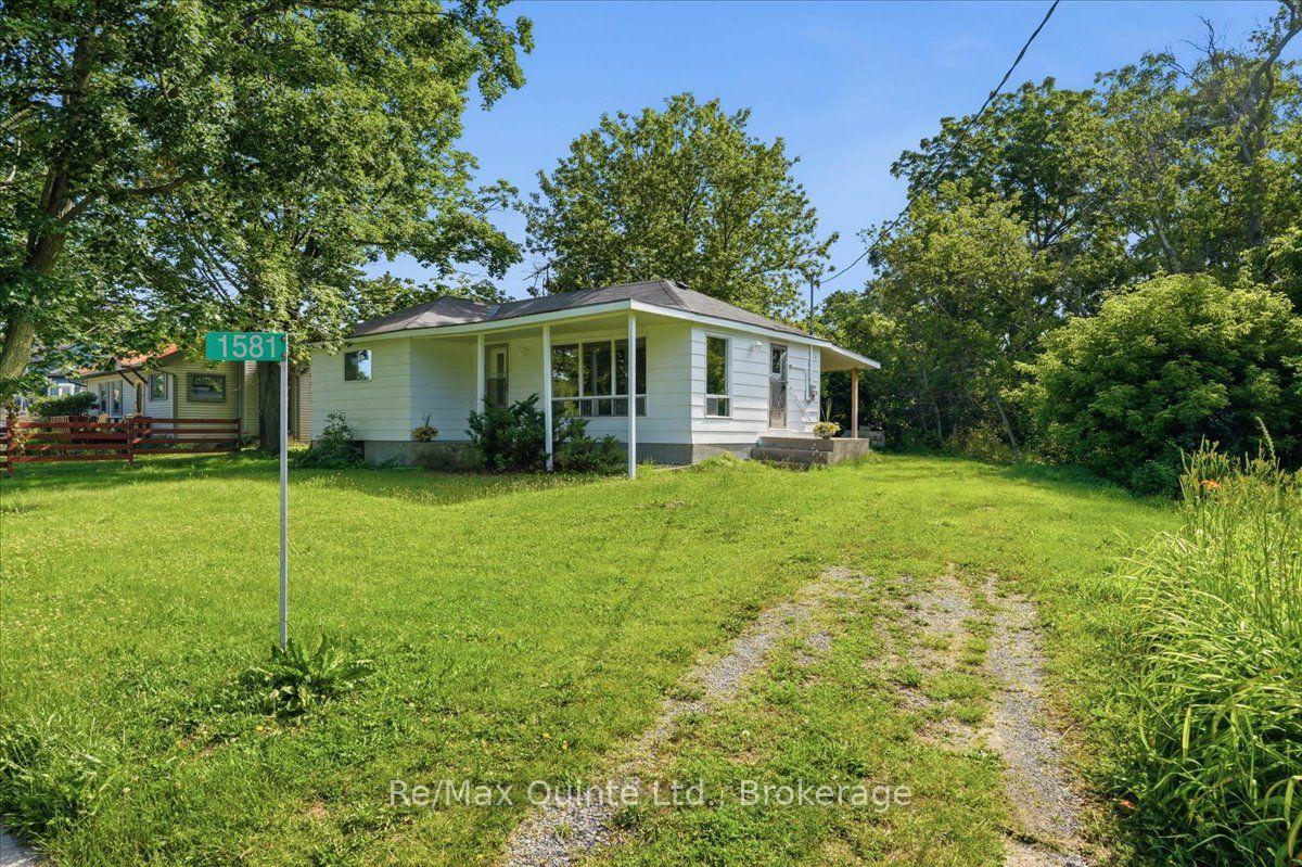 Photo 2 of 1581 County Rd 10, Prince Edward County, Athol Ward — HOMEH