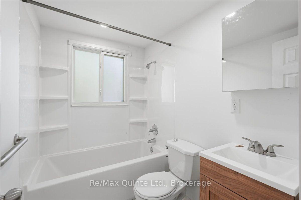 Photo 24 of 1581 County Rd 10, Prince Edward County, Athol Ward — HOMEH