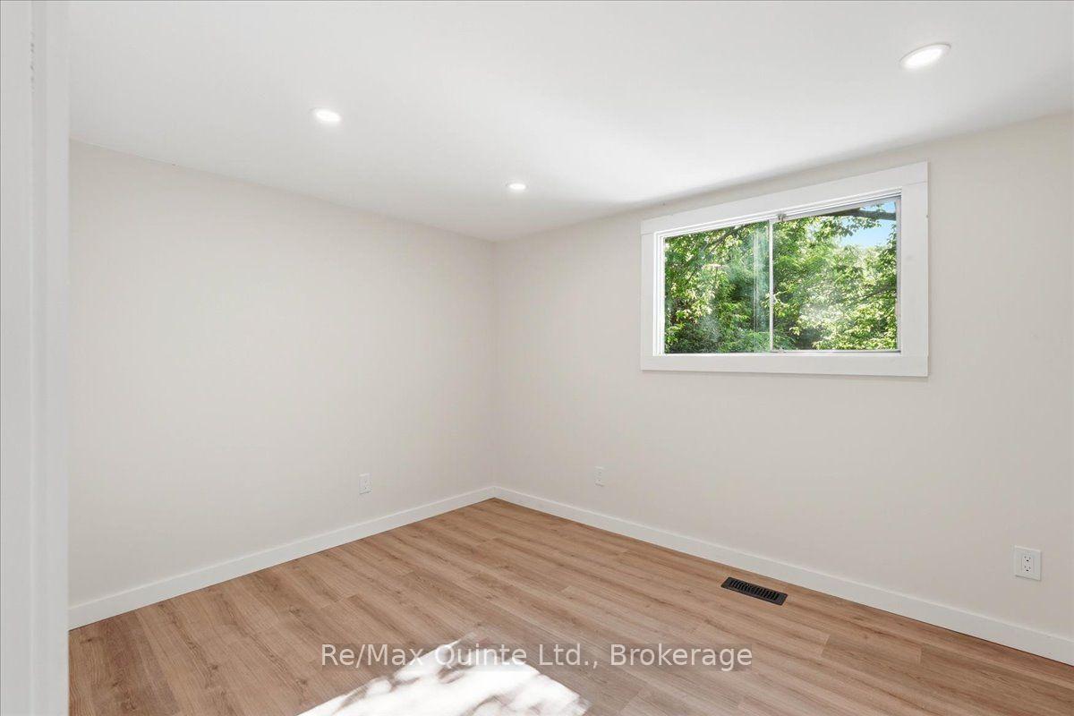 Photo 25 of 1581 County Rd 10, Prince Edward County, Athol Ward — HOMEH