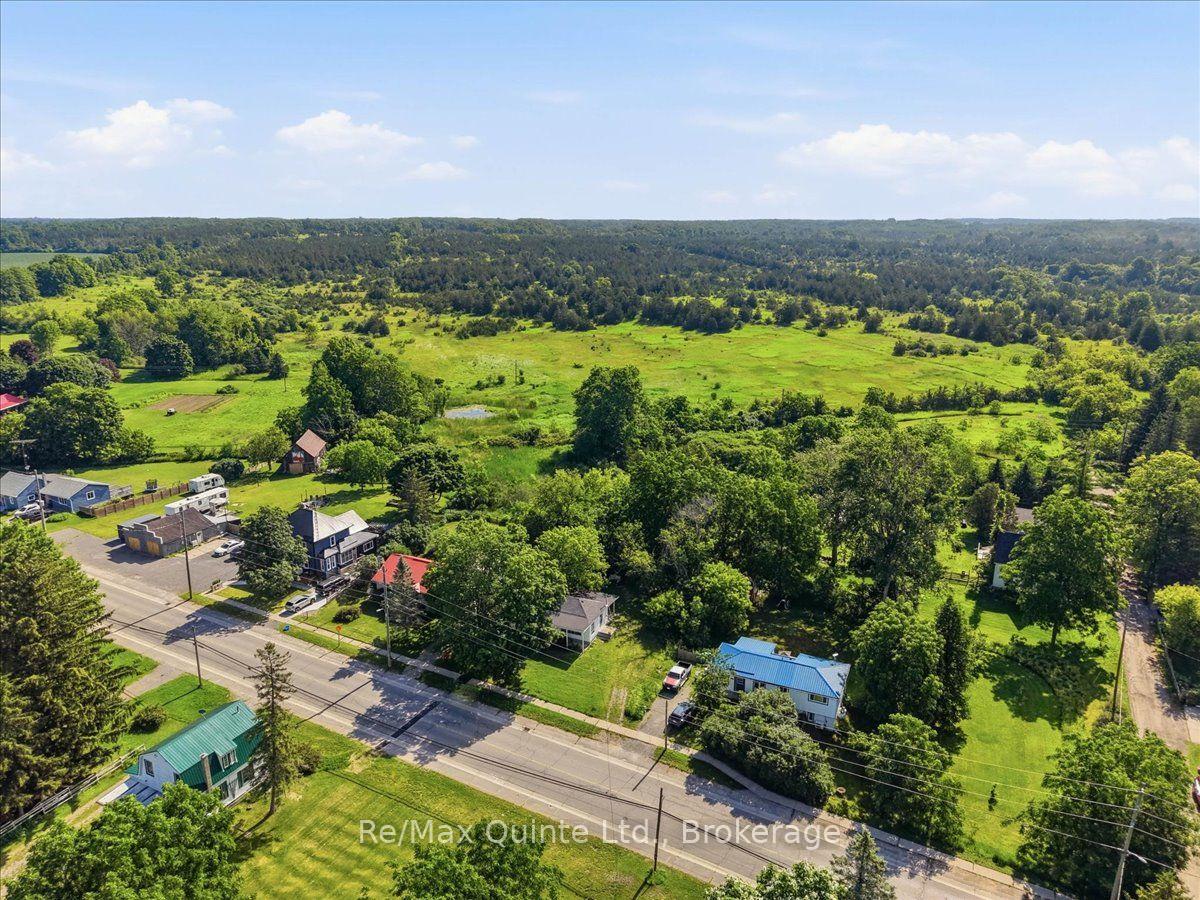 Photo 38 of 1581 County Rd 10, Prince Edward County, Athol Ward — HOMEH