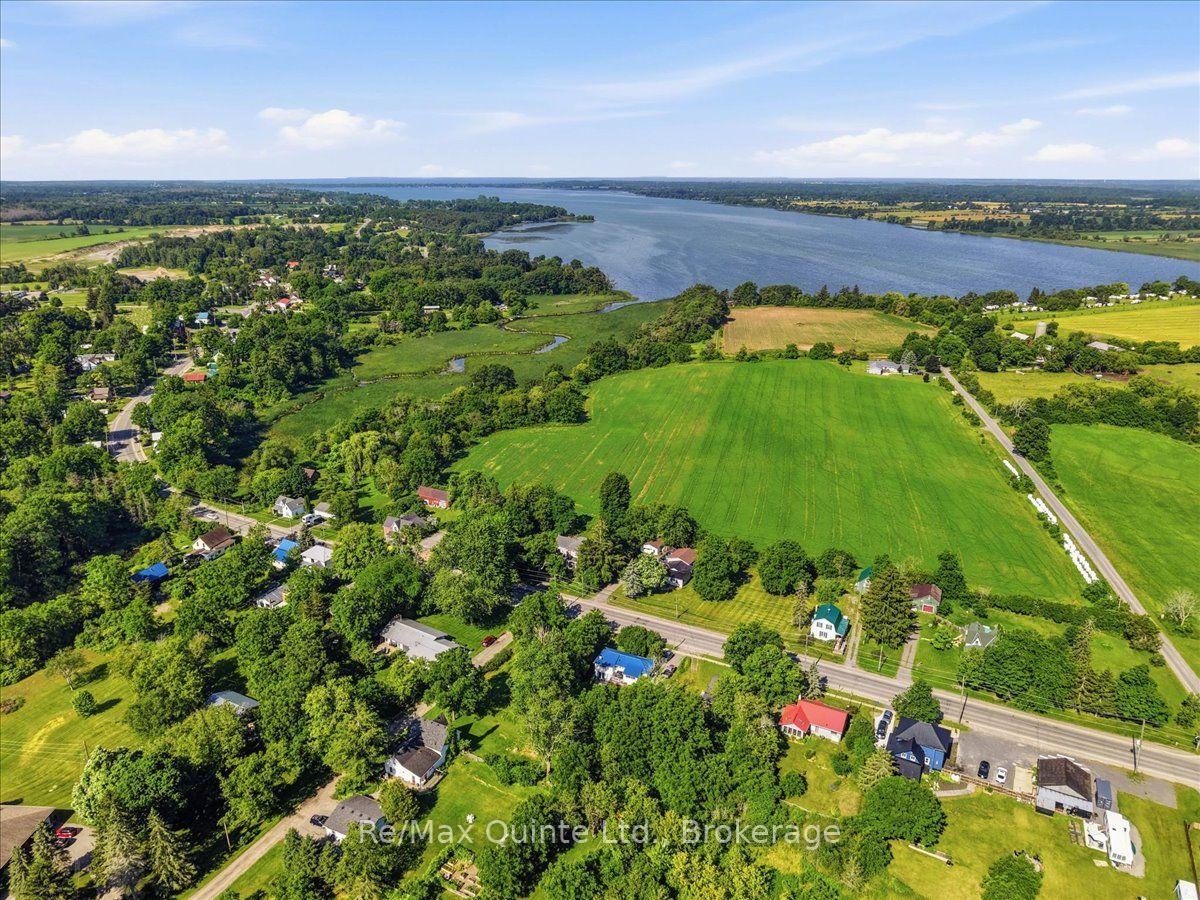 Photo 40 of 1581 County Rd 10, Prince Edward County, Athol Ward — HOMEH