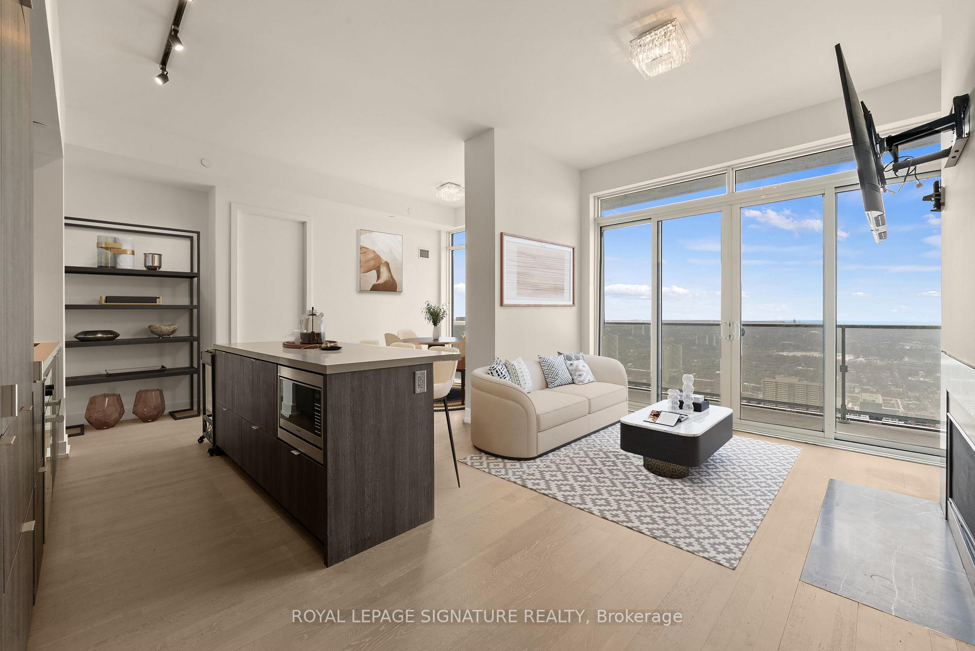 Front of Unit 6108, 7 Grenville Street