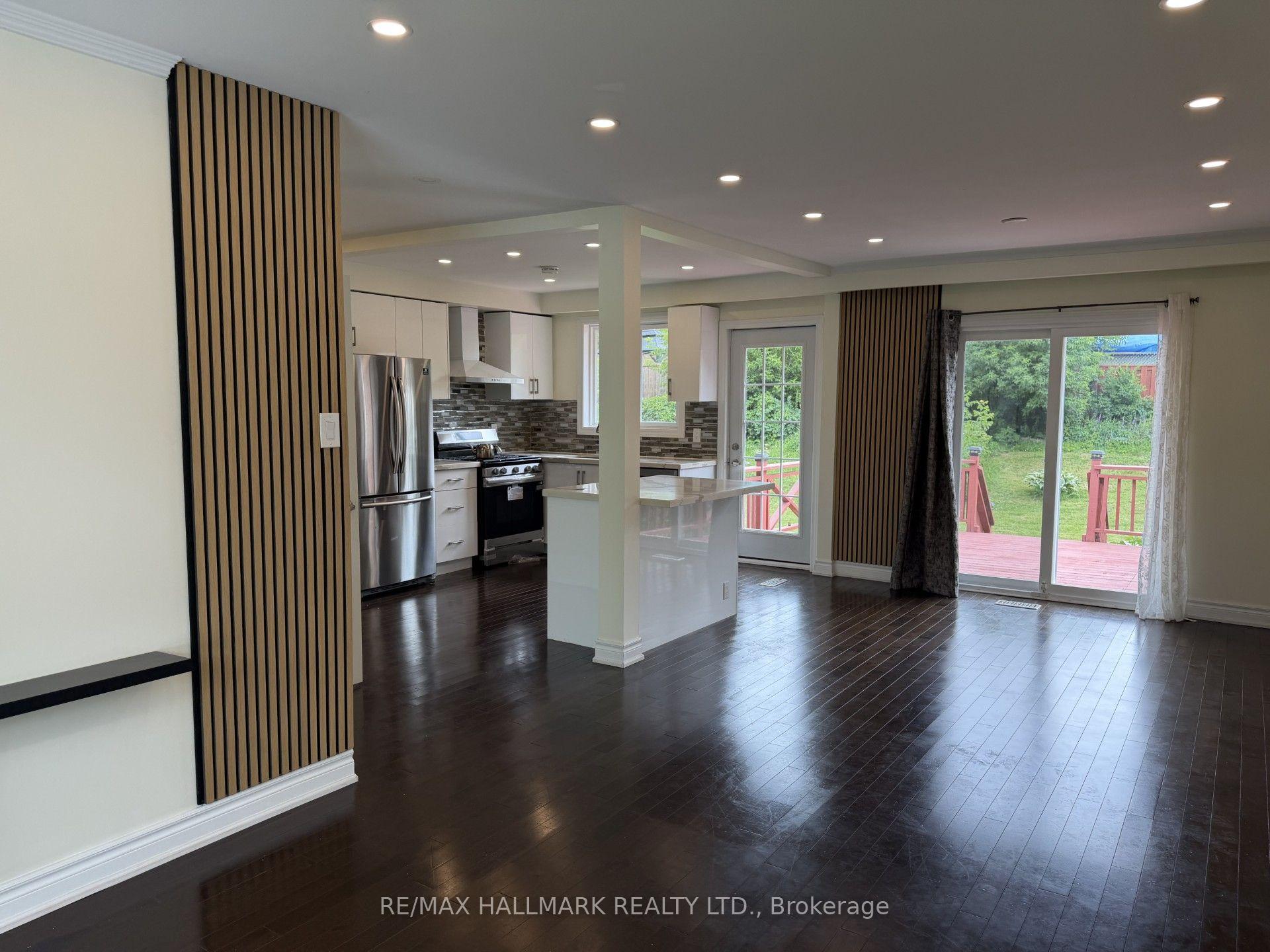 Photo 5 of 41 Aurora Heights Drive, Aurora, Aurora Heights — HOMEH