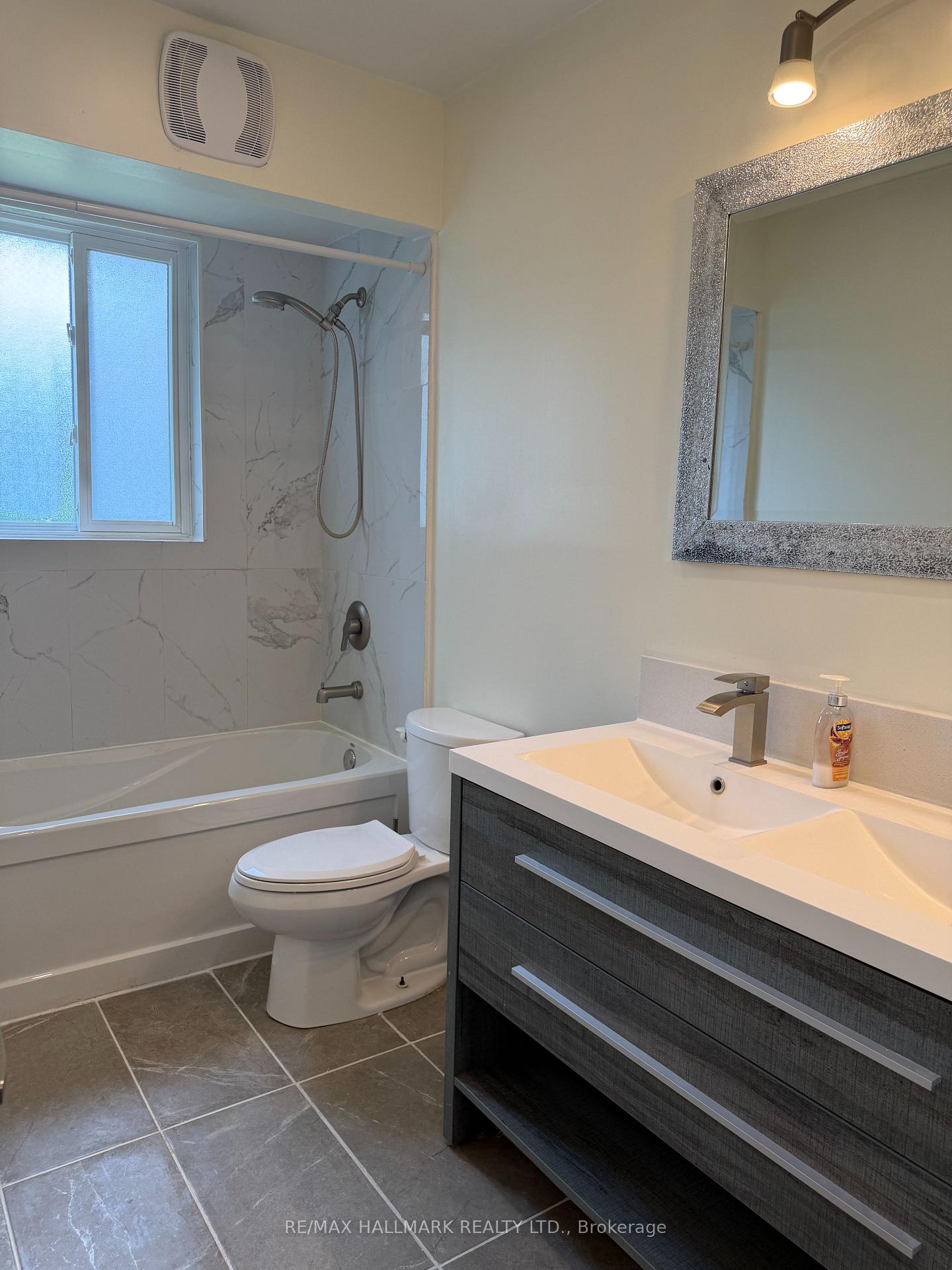 Photo 6 of 41 Aurora Heights Drive, Aurora, Aurora Heights — HOMEH
