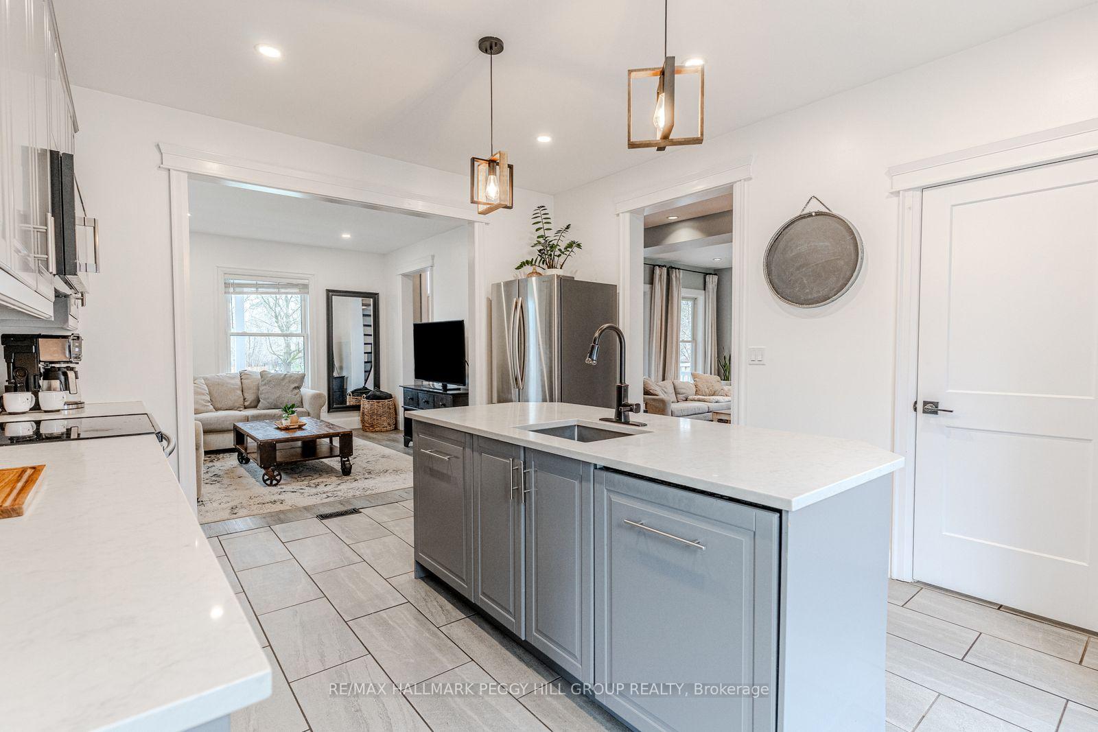 Photo 5 of 30 Eugenia Street, Barrie, Codrington — HOMEH