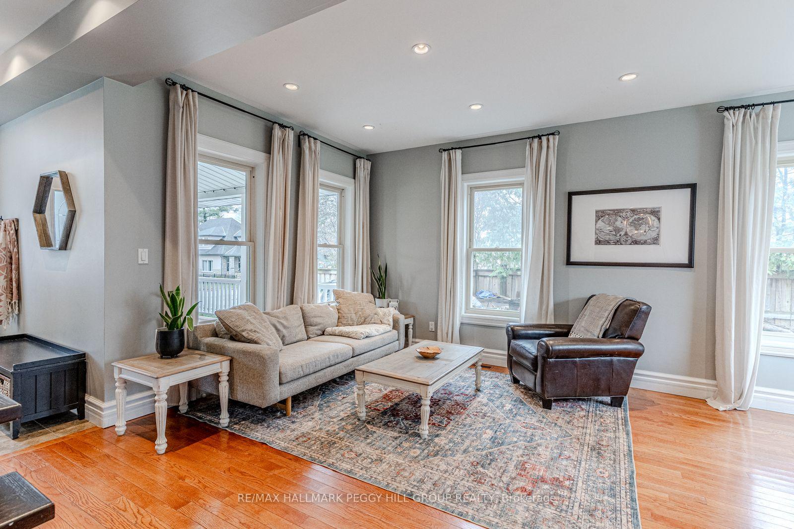 Photo 6 of 30 Eugenia Street, Barrie, Codrington — HOMEH