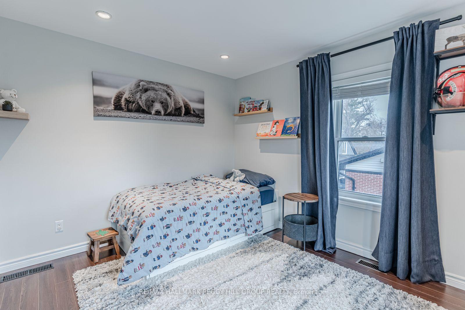 Photo 10 of 30 Eugenia Street, Barrie, Codrington — HOMEH