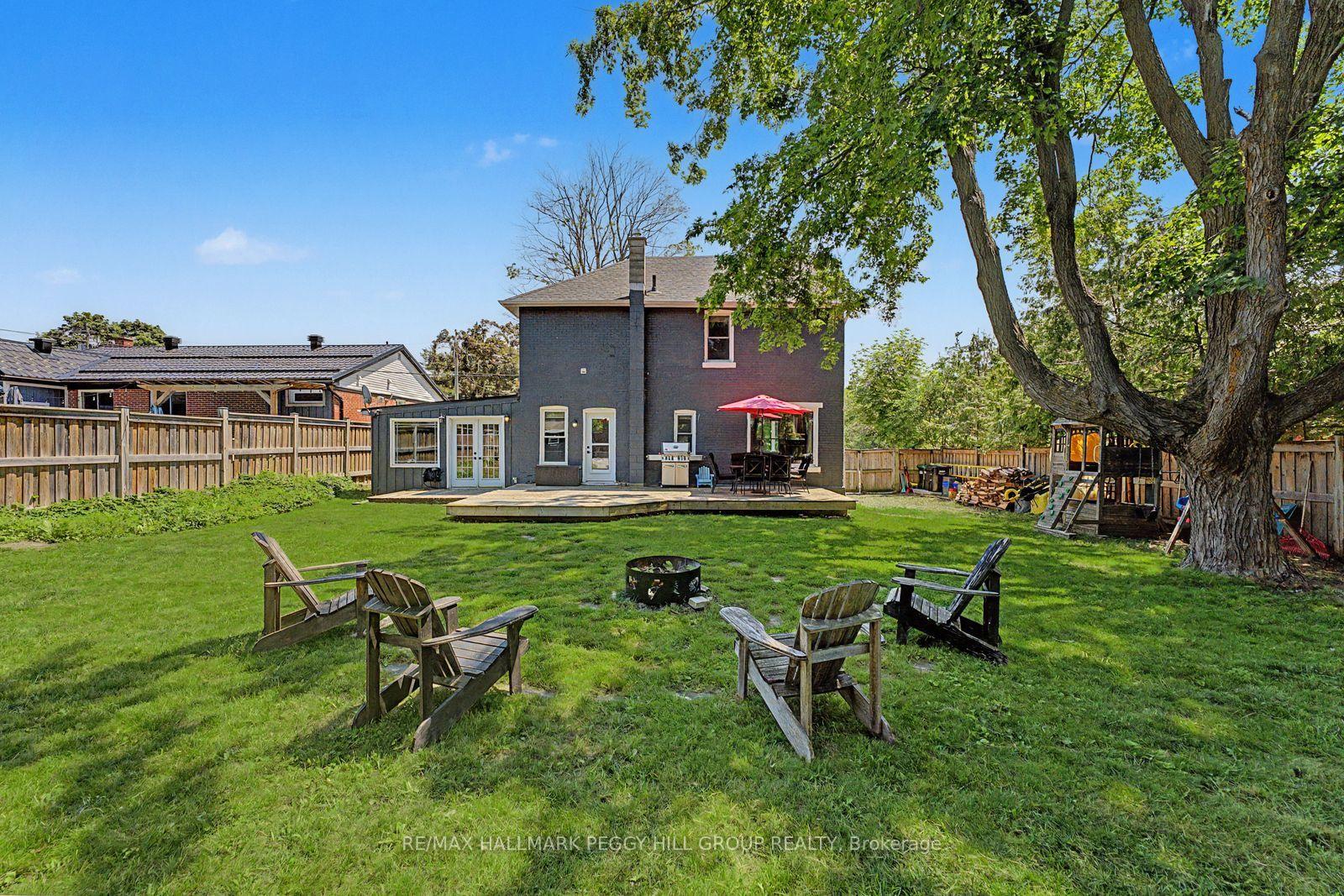 Photo 14 of 30 Eugenia Street, Barrie, Codrington — HOMEH