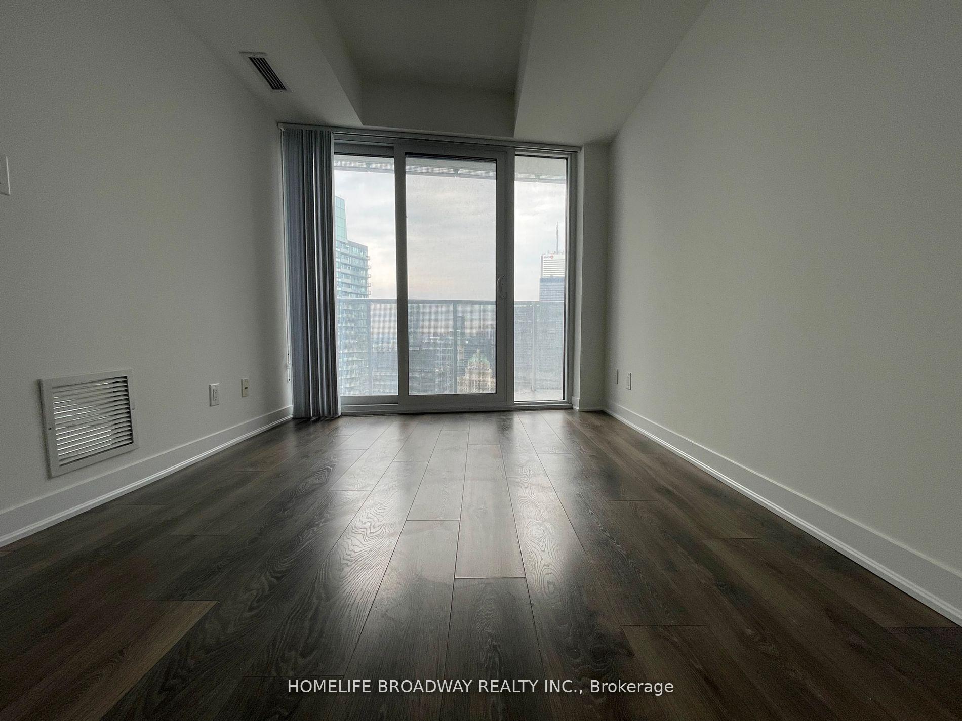 Photo 4 of Unit 4802, 88 Harbour Street, Toronto, Waterfront Communities — HOMEH