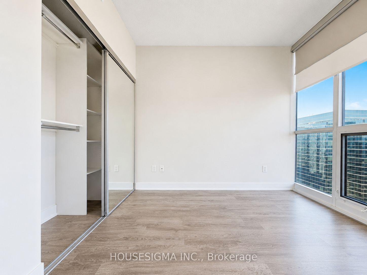 Photo 10 of Unit 1403, 88 Sheppard Avenue E, North York, Willowdale East — HOMEH