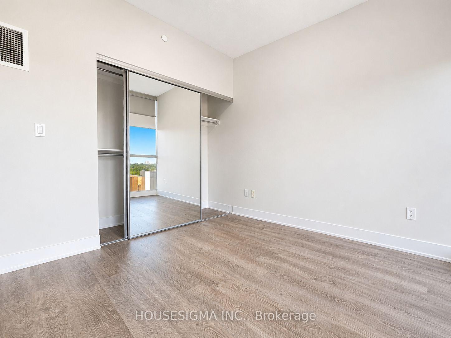 Photo 11 of Unit 1403, 88 Sheppard Avenue E, North York, Willowdale East — HOMEH