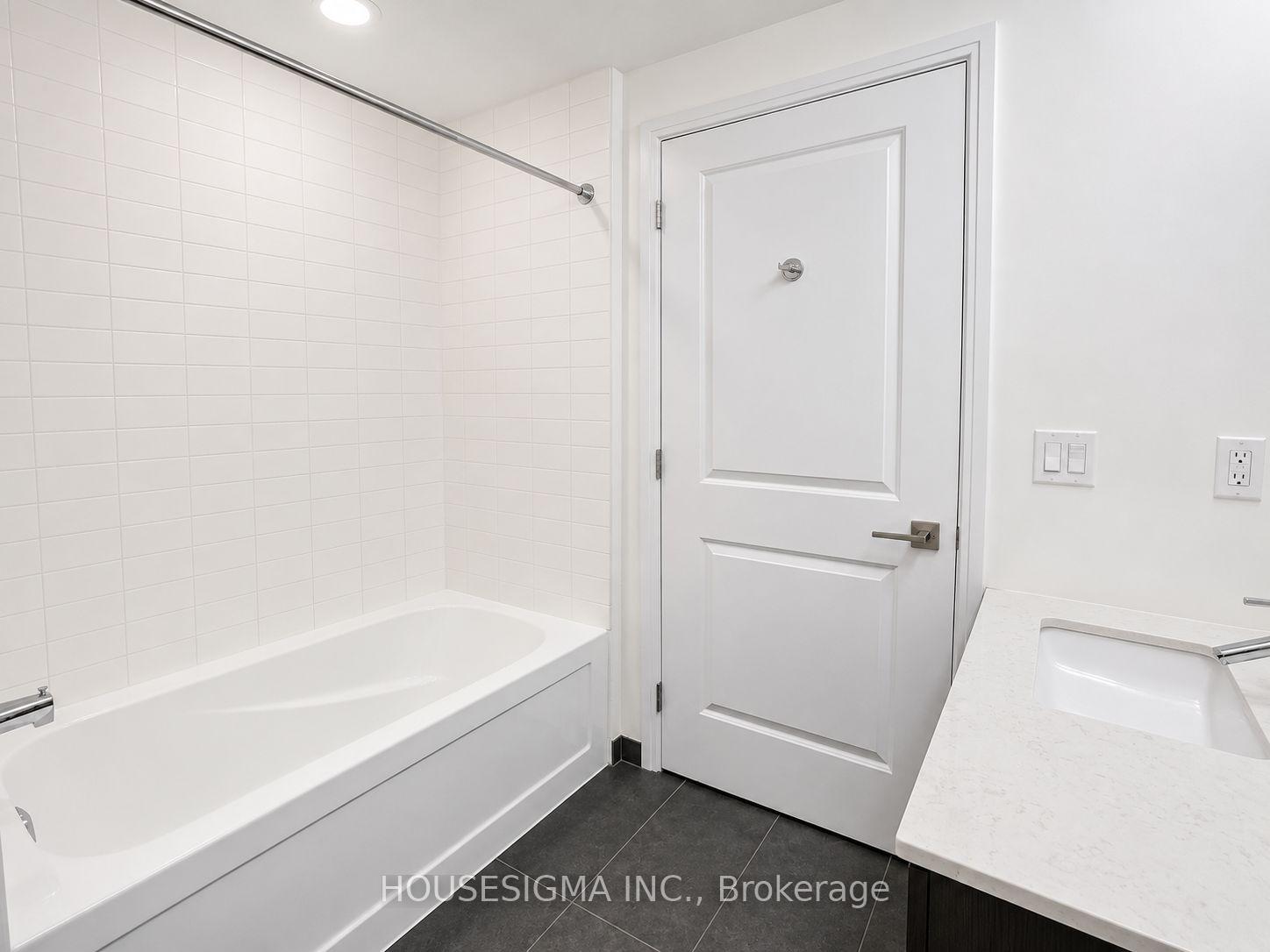 Photo 14 of Unit 1403, 88 Sheppard Avenue E, North York, Willowdale East — HOMEH