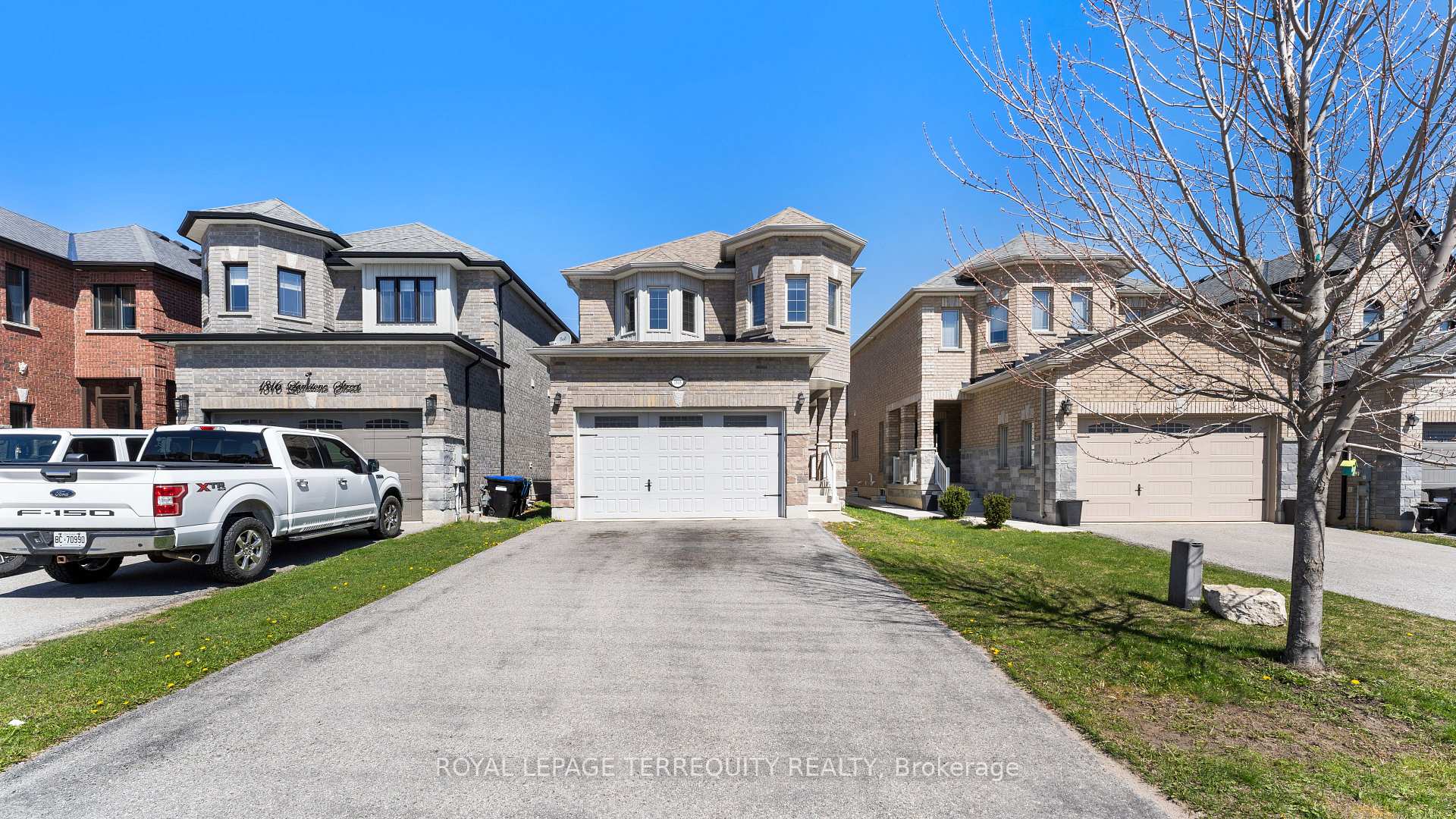 Photo 1 of 1818 Lamstone Street, Innisfil, Alcona — HOMEH