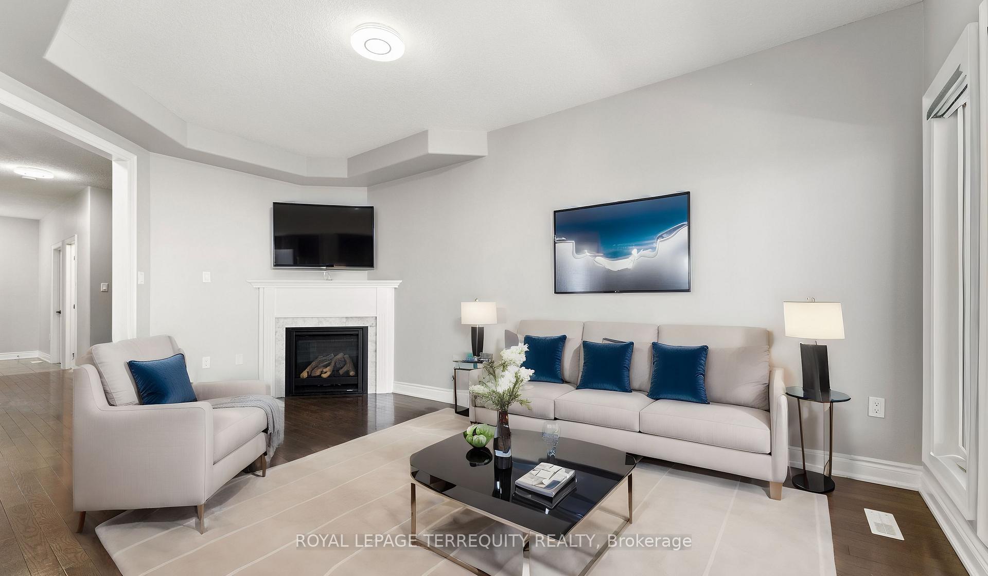 Photo 6 of 1818 Lamstone Street, Innisfil, Alcona — HOMEH