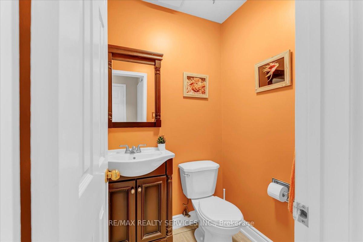Photo 22 of 108 Candy Crescent, Brampton, Northwood Park — HOMEH